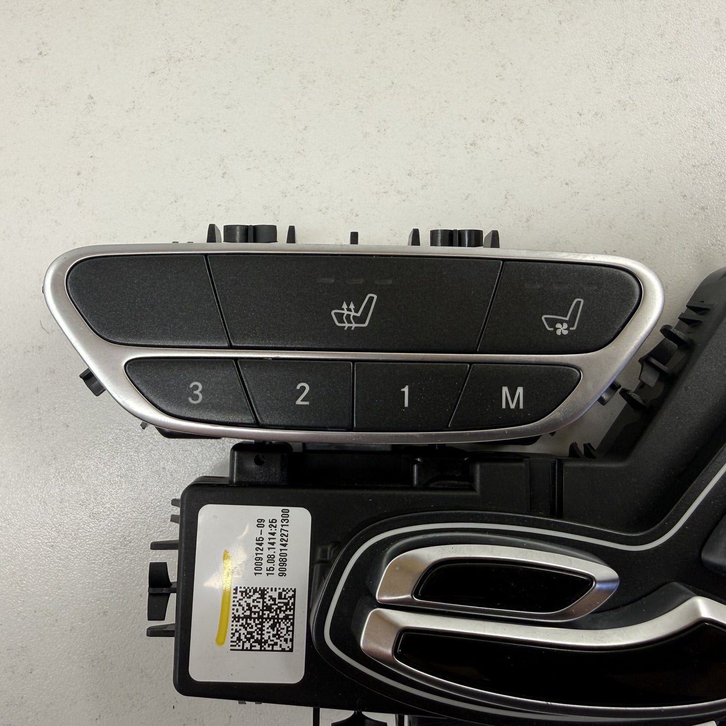 2014-2020 Mercedes-Benz S550 W222 Right Front Power Seat Control Switch OEM