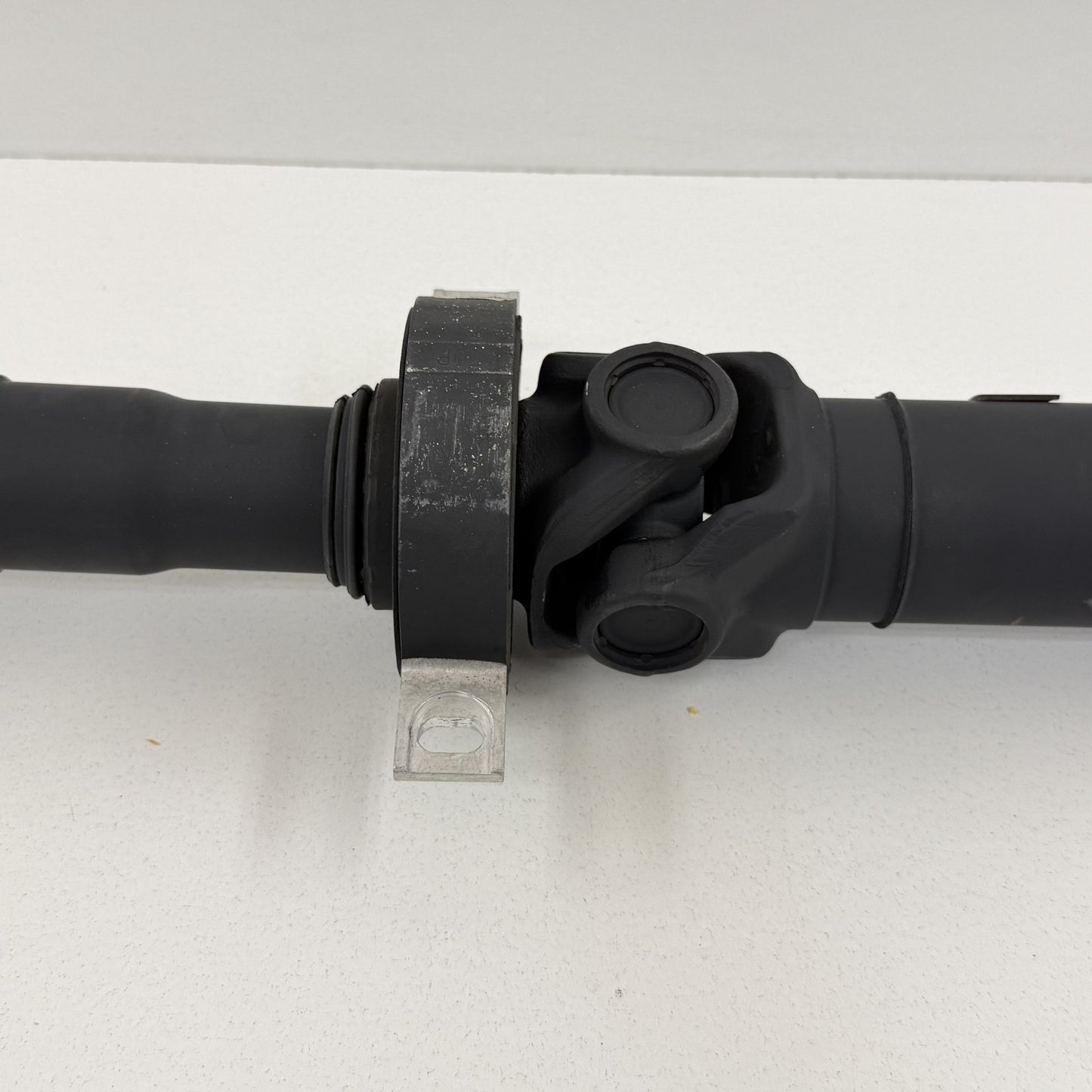 2021-2026 BMW M3 M4 Comp G82 RWD Driveshaft Drive Shaft Propeller 9501825 OEM