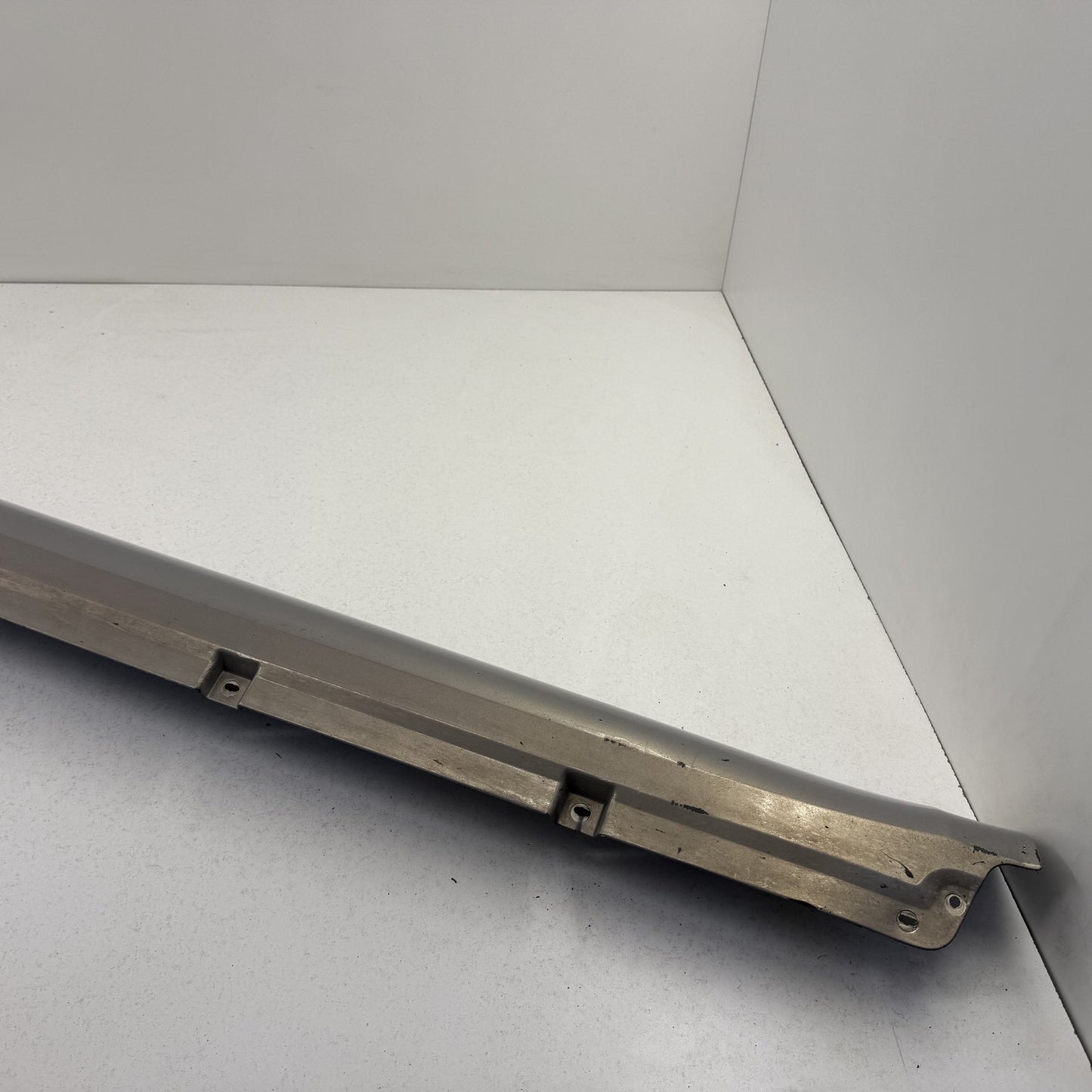 2014-2018 Bentley Flying Spur Right Side Skirt Rocker Panel Cover Trim OEM