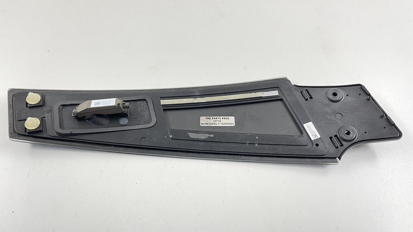 17-20 TESLA MODEL S PASSENGER RIGHT B PILLAR GLASS CAMERA TRIM 1092307-00-E OEM