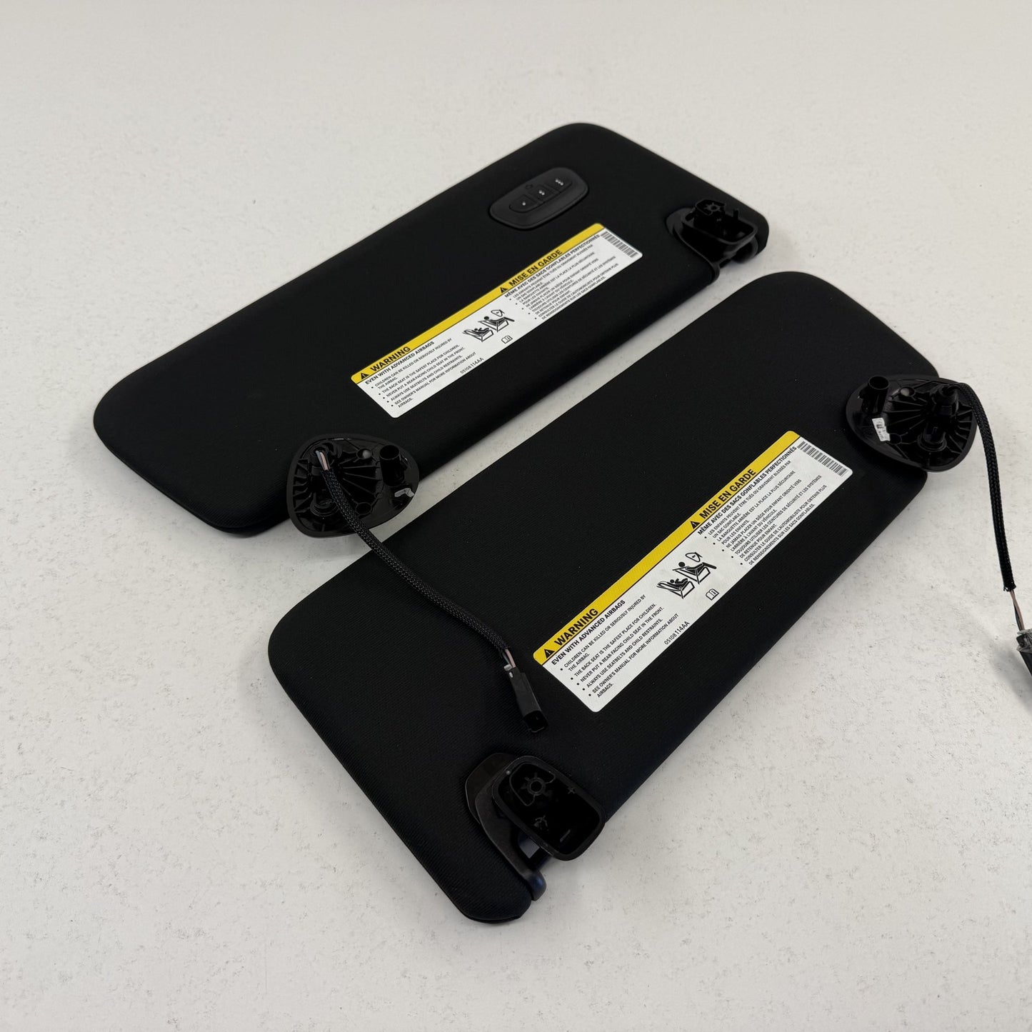 2019-2026 Ram 2500 3500 Sunvisor Sun Visor Shade Pair Left &amp; Right Black OEM