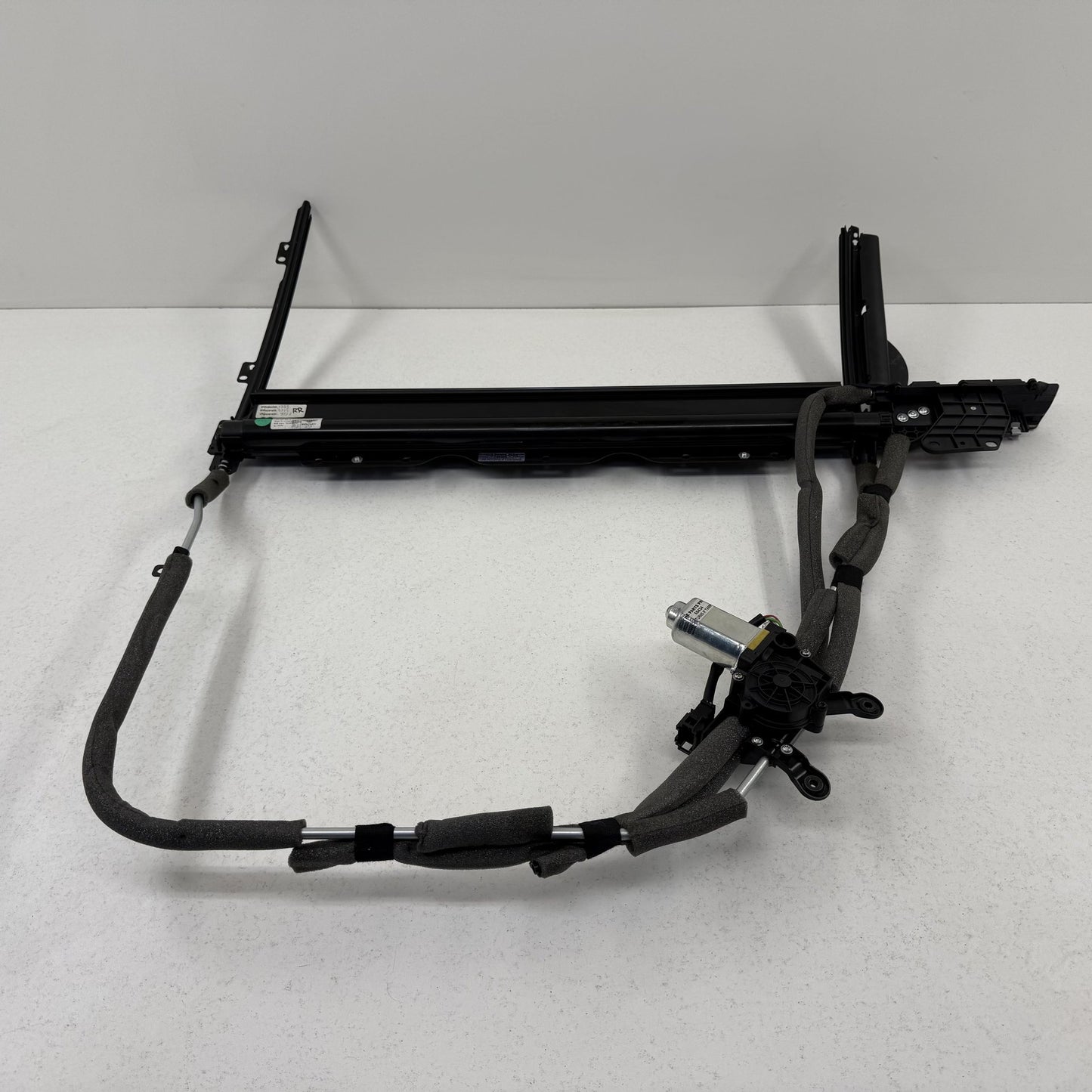 2014-2018 Bentley Flying Spur Right Rear Door Window Sunshade Roller Blind OEM