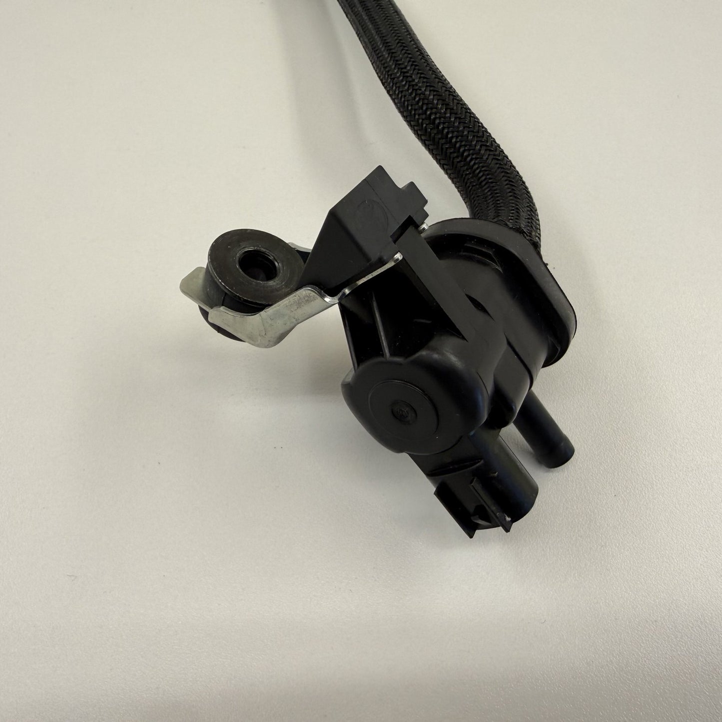 2021-2026 Lexus IS300 IS350 IS500 Fuel Vapor Canister Purge Valve Solenoid OEM