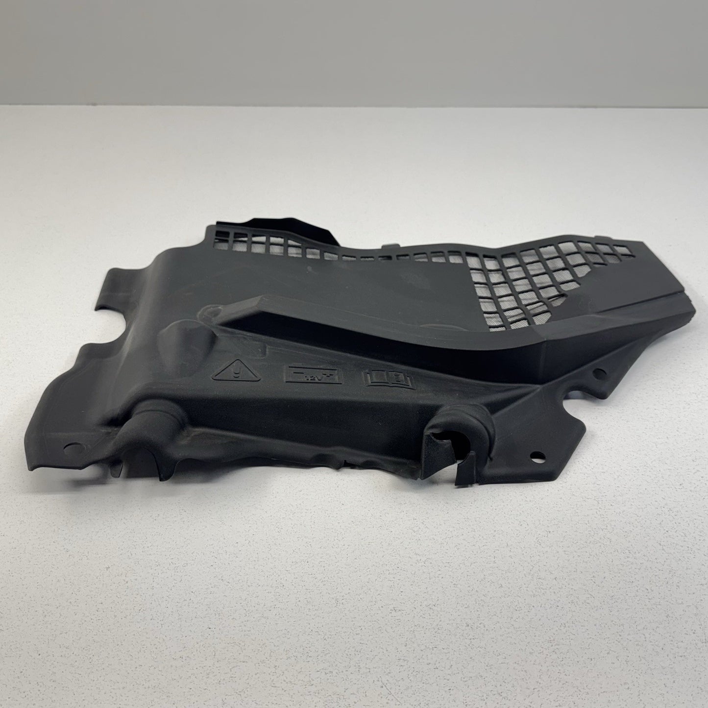 24-26 Ford Mustang Passenger Right Side Windshield Cowl Trim Battery Cover OEM