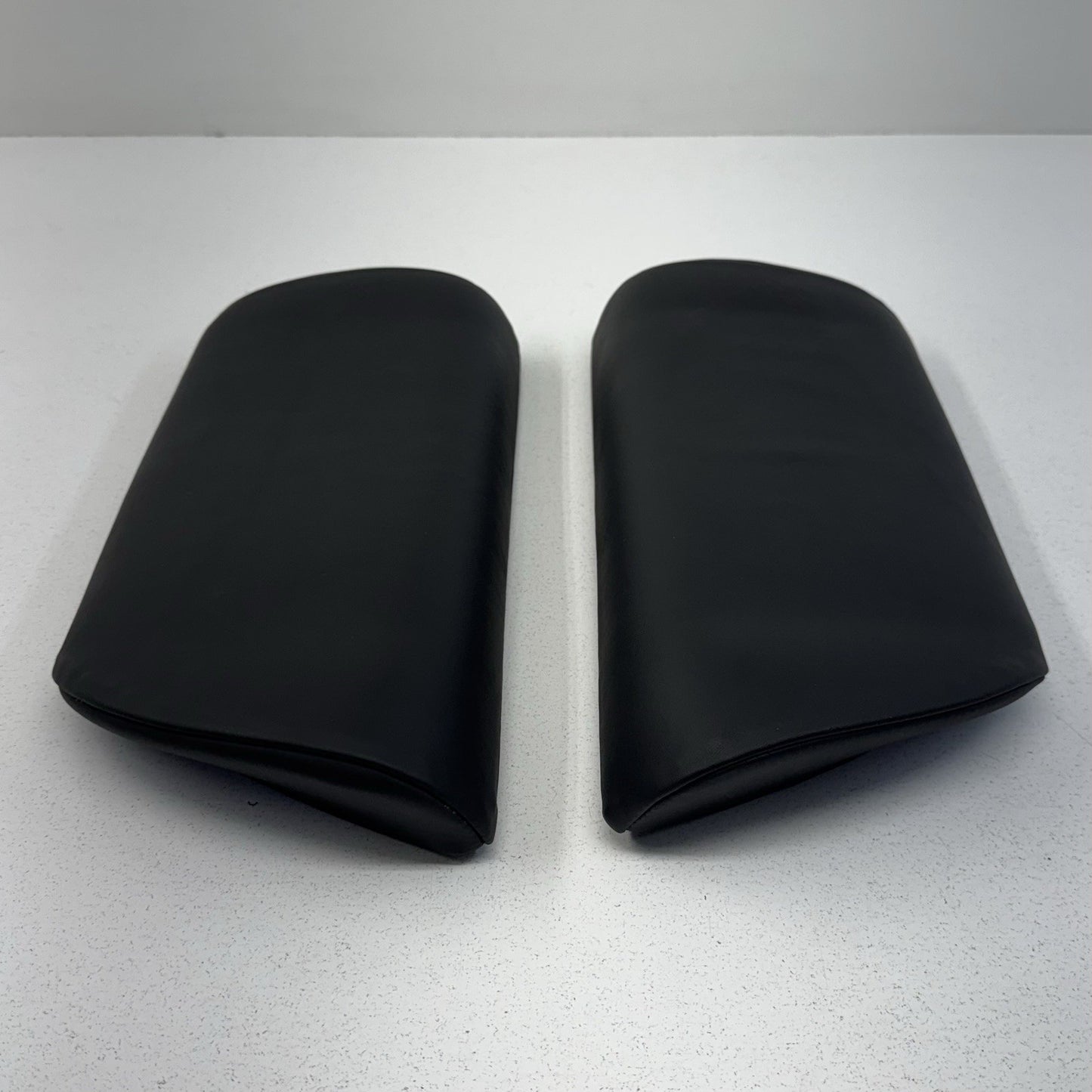 05-12 Porsche 911 997 Cabriolet Rear Seat Cushion Middle Pair Left & Right OEM