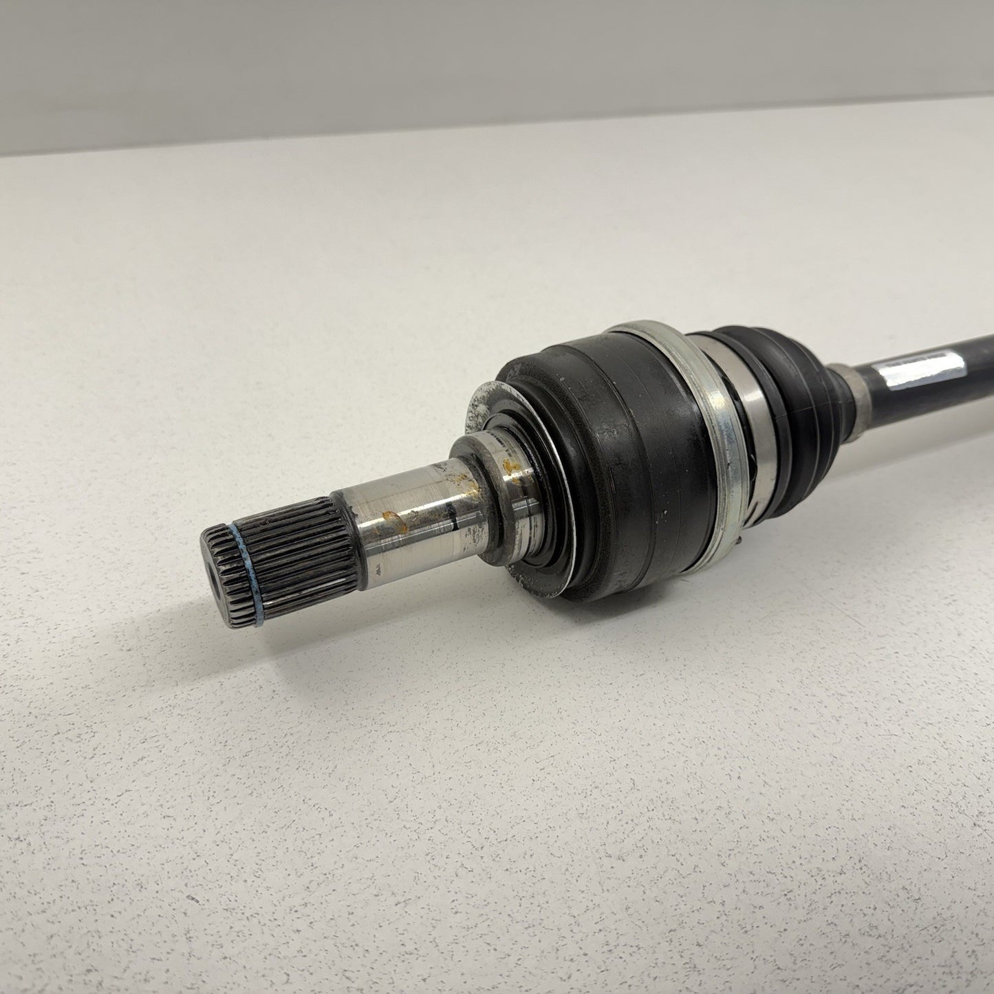 10-15 Chevrolet Camaro SS Driver Left Rear CV Axle Shaft 22813176 OEM