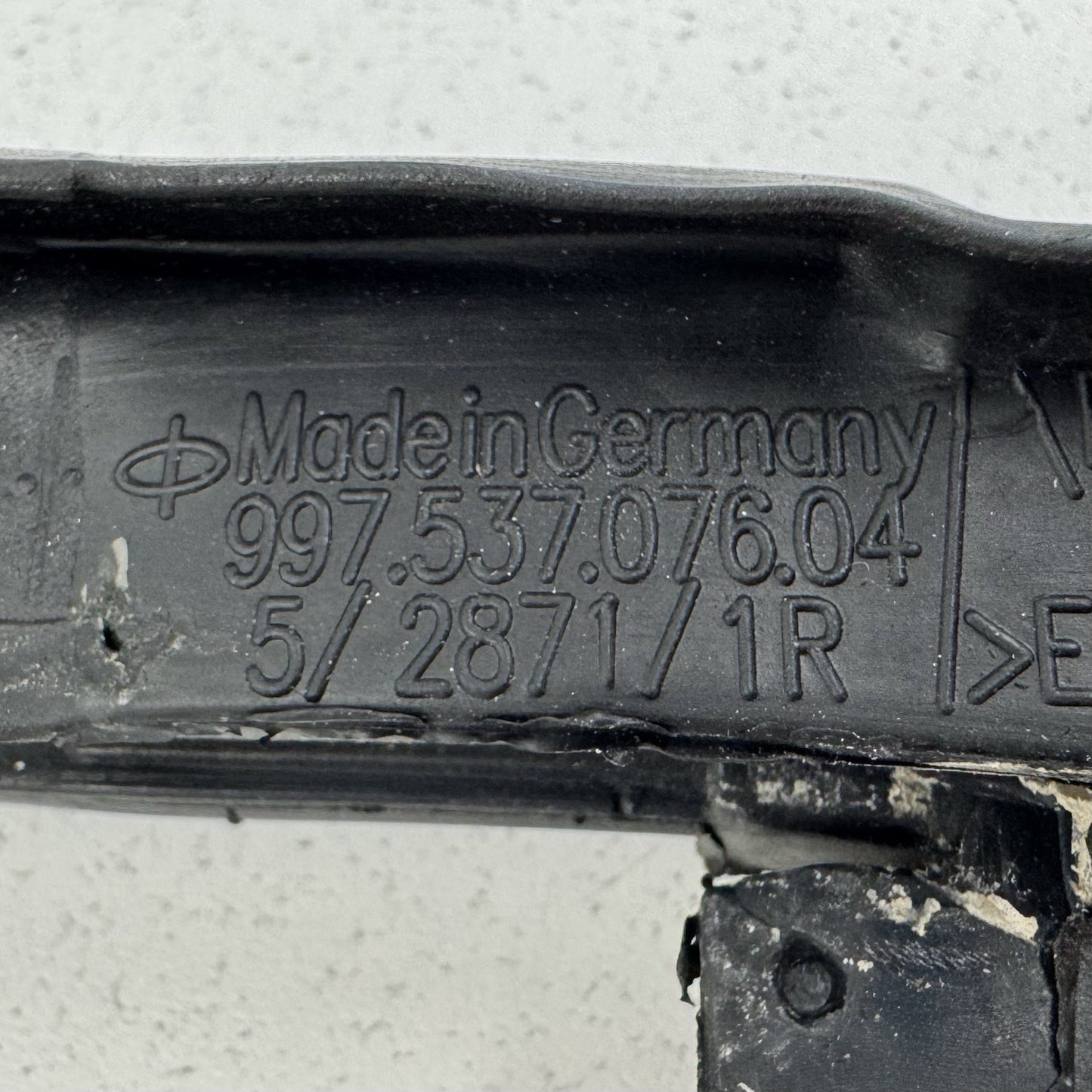 05-12 Porsche 911 997 Cabriolet Passenger Right Door Weatherstrip Seal OEM