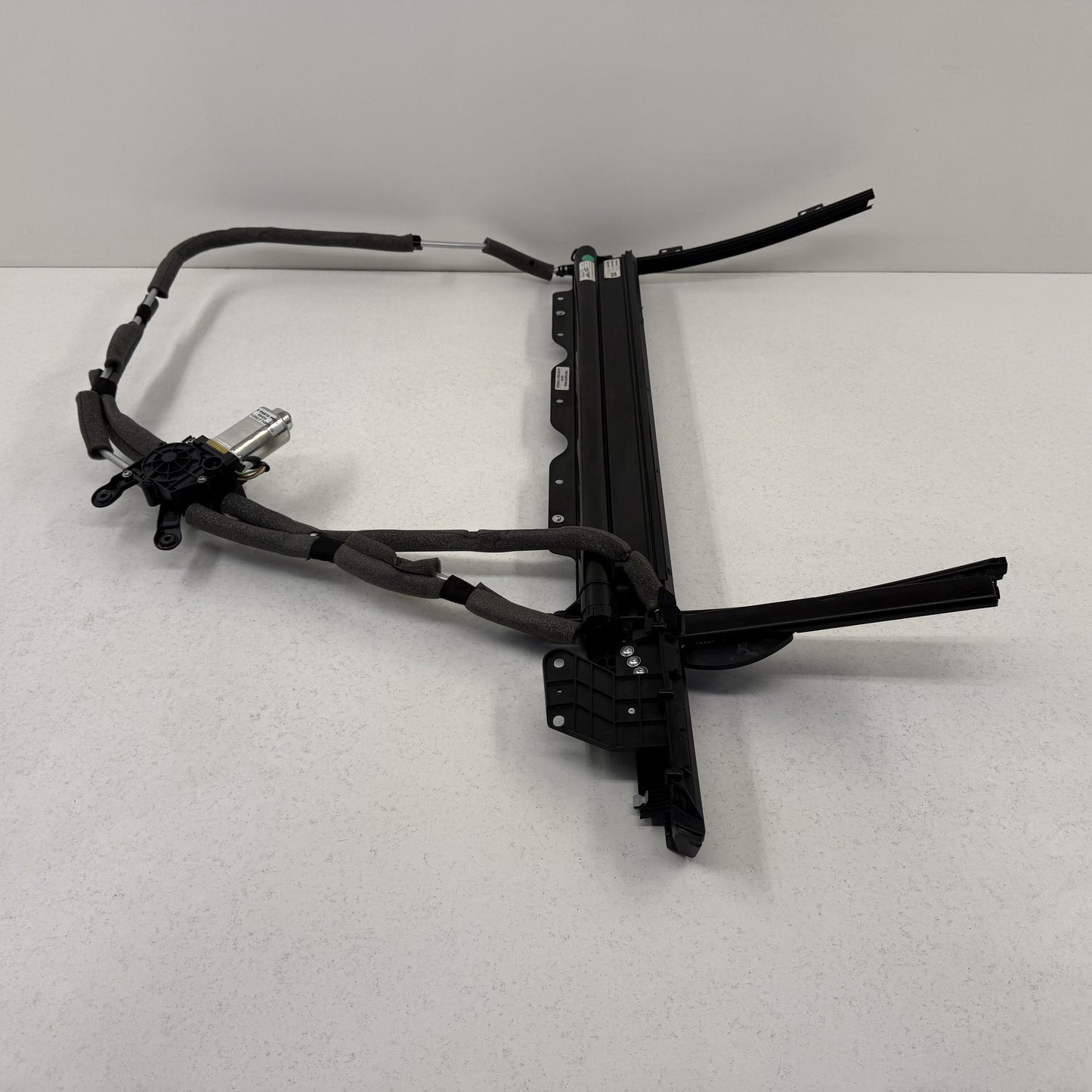 2014-2018 Bentley Flying Spur Right Rear Door Window Sunshade Roller Blind OEM