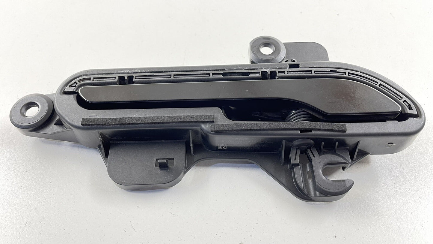 21-23 TESLA MODEL 3 PASSENGER RIGHT FRONT OR REAR DOOR HANDLE 1528115-00-B OEM