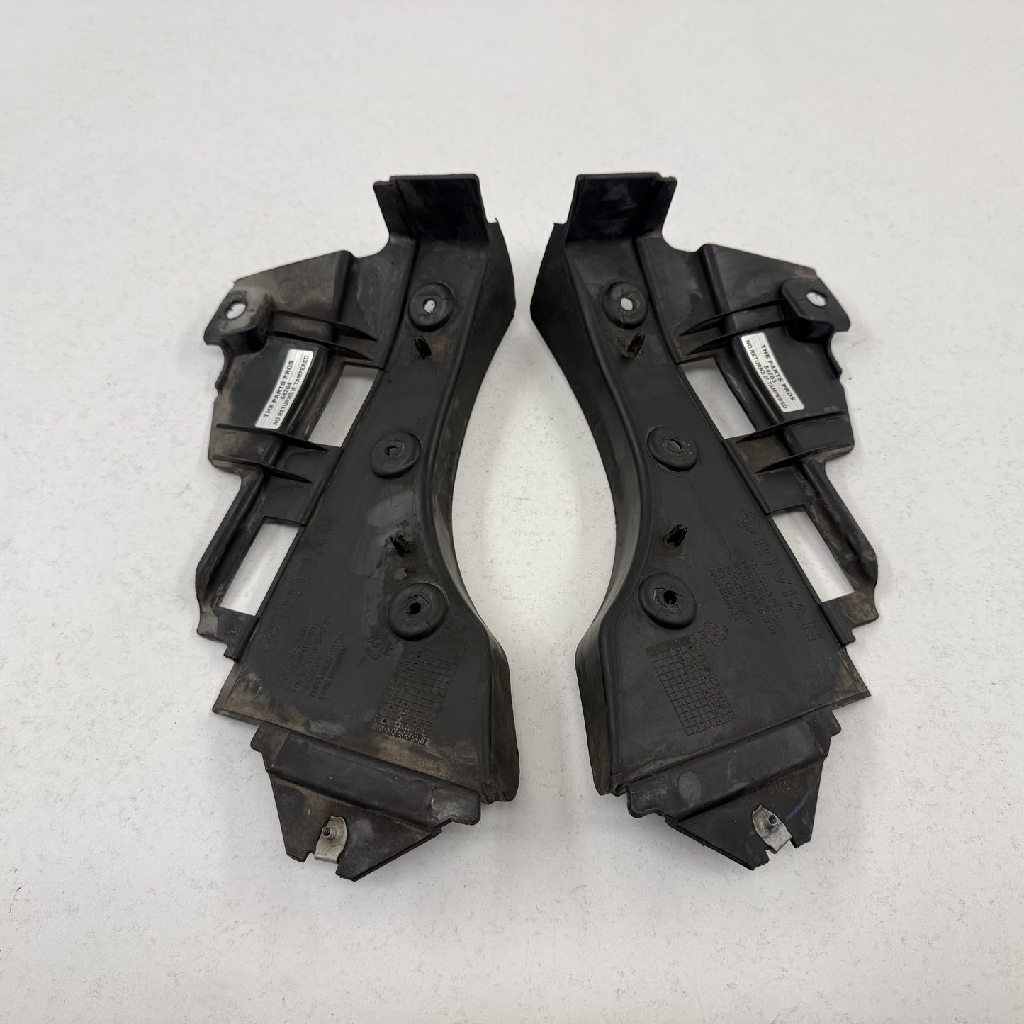 2022-2024 Rivian R1S Rear Tire Spat Wheel Air Deflector Pair Left &amp; Right OEM