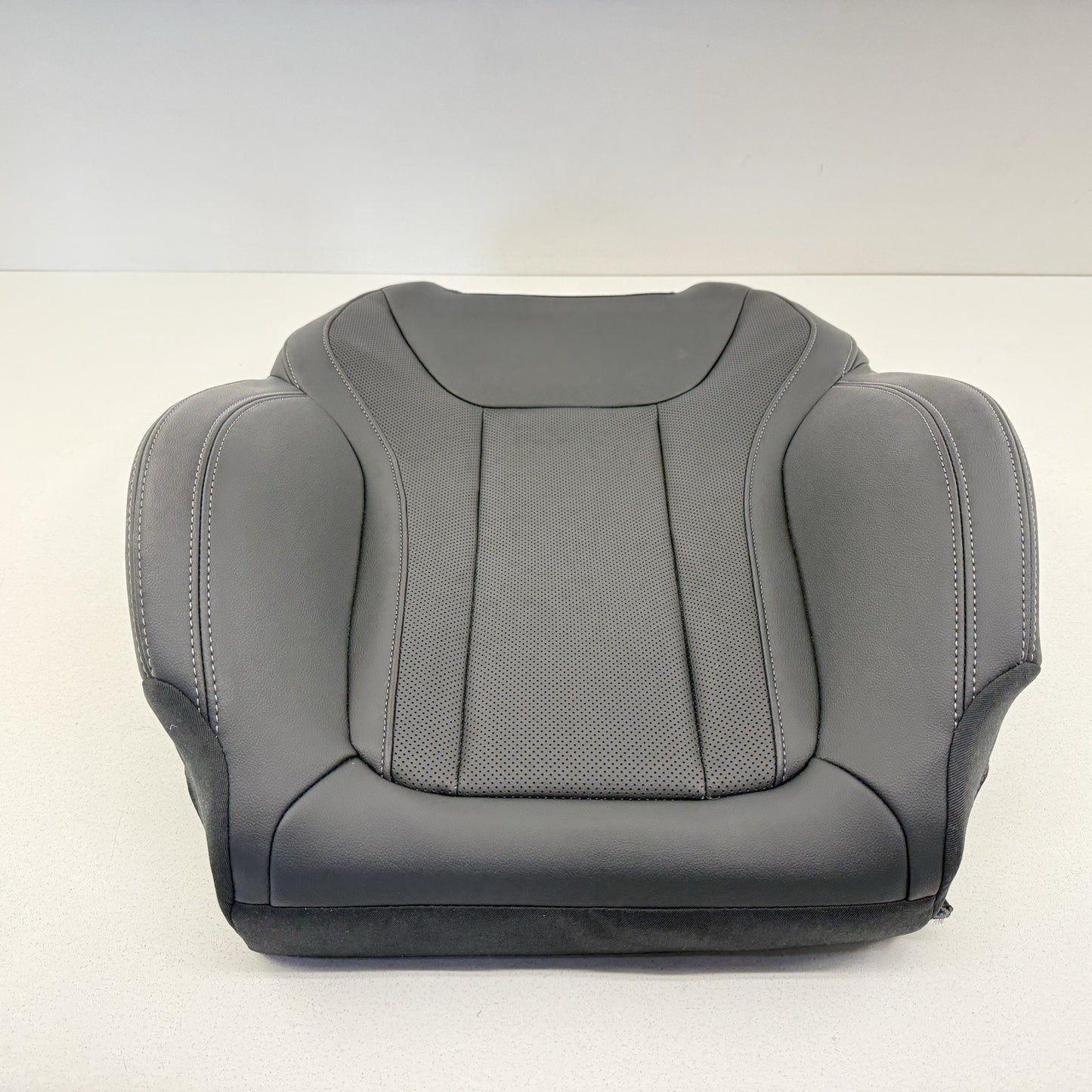 22-24 BMW G01 X3 Passenger Right Front Upper Seat Cushion Leather Black OEM