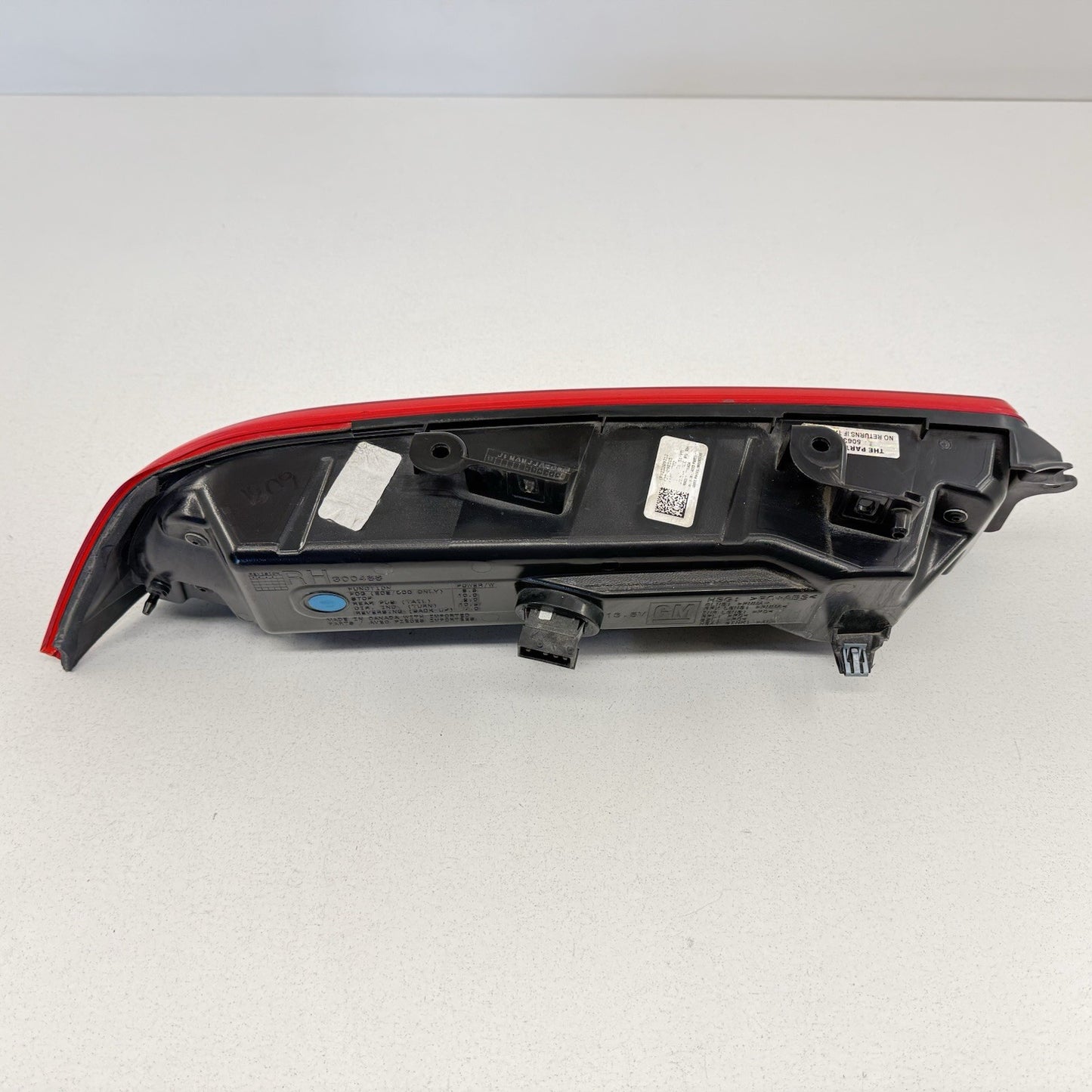 14-15 Camaro SS Passenger Right Rear LED Taillight Light Lamp With Bracket OEM