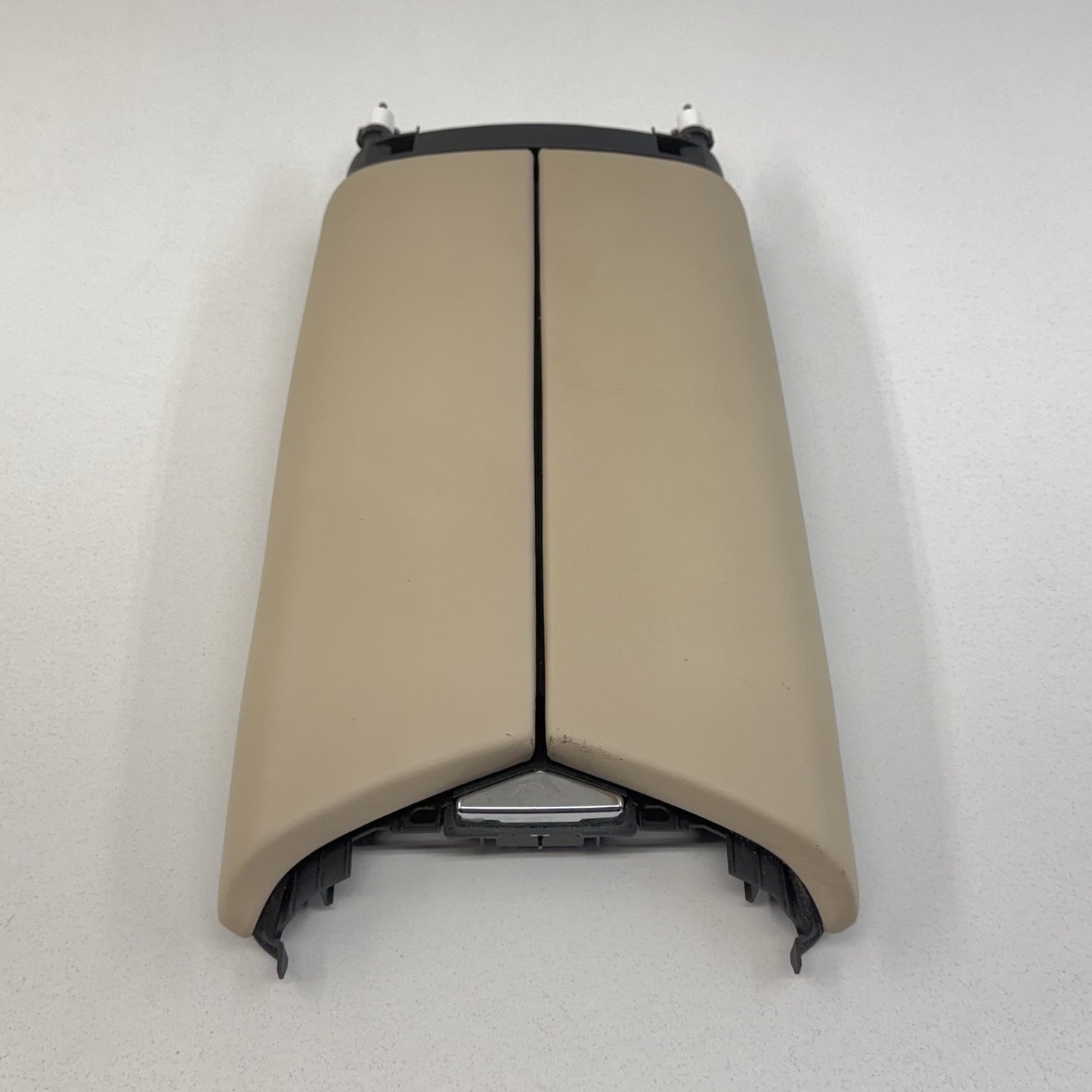14-24 Maserati Ghibli Center Console Armrest Arm Rest Cover Lid Leather OEM