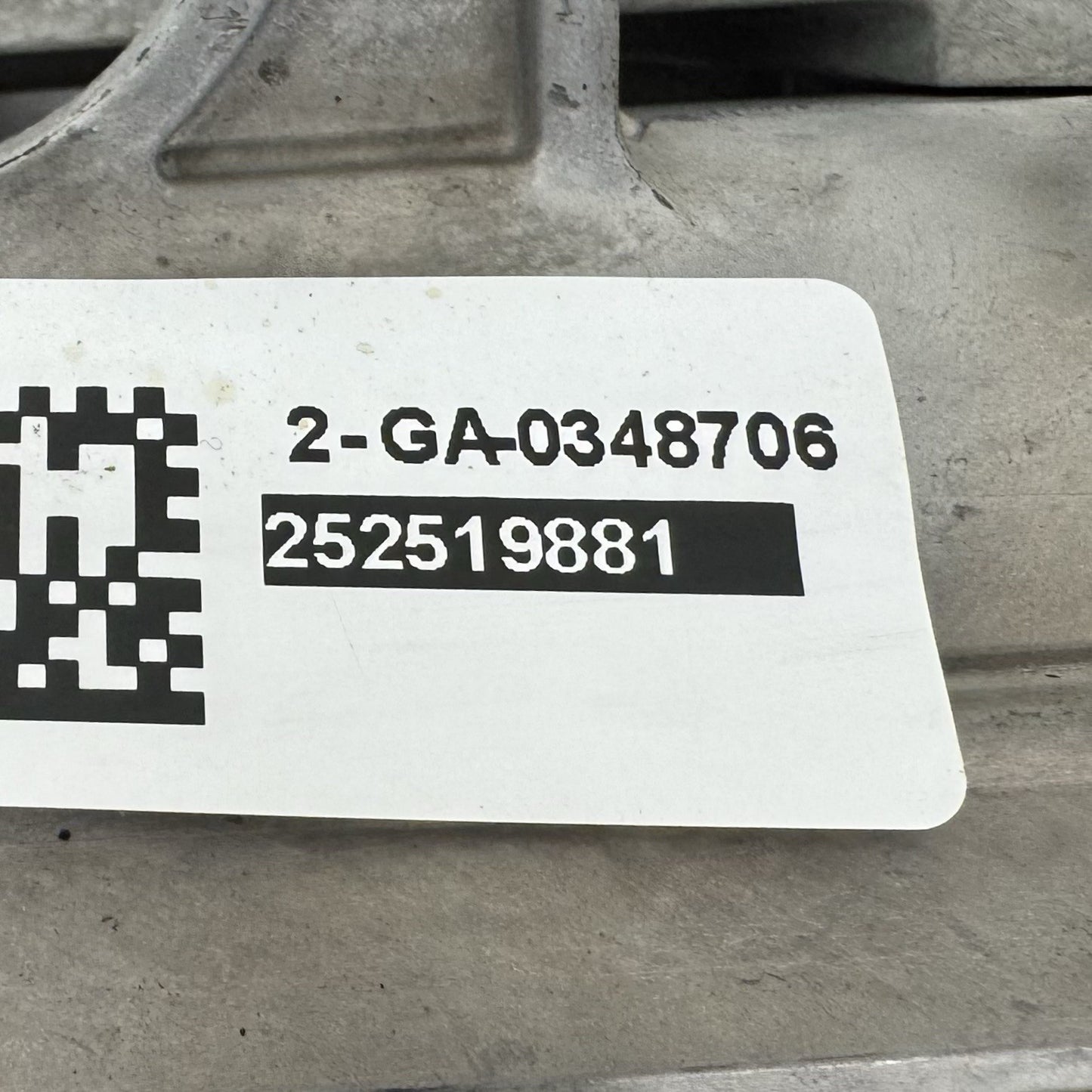 24-25 Chevrolet Silverado 2500 3500 Steering Column Assembly Manual Adjust OEM