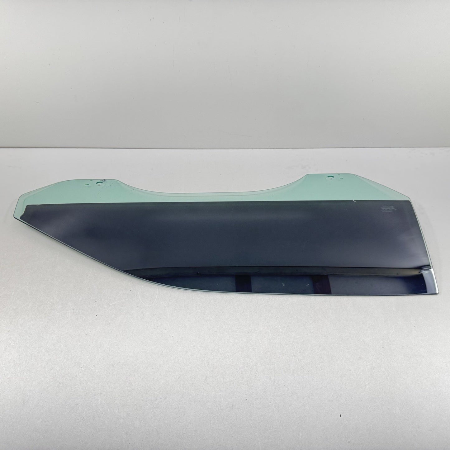15-23 DODGE CHALLENGER PASSENGER RIGHT DOOR GLASS WINDOW 43R-000263 OEM