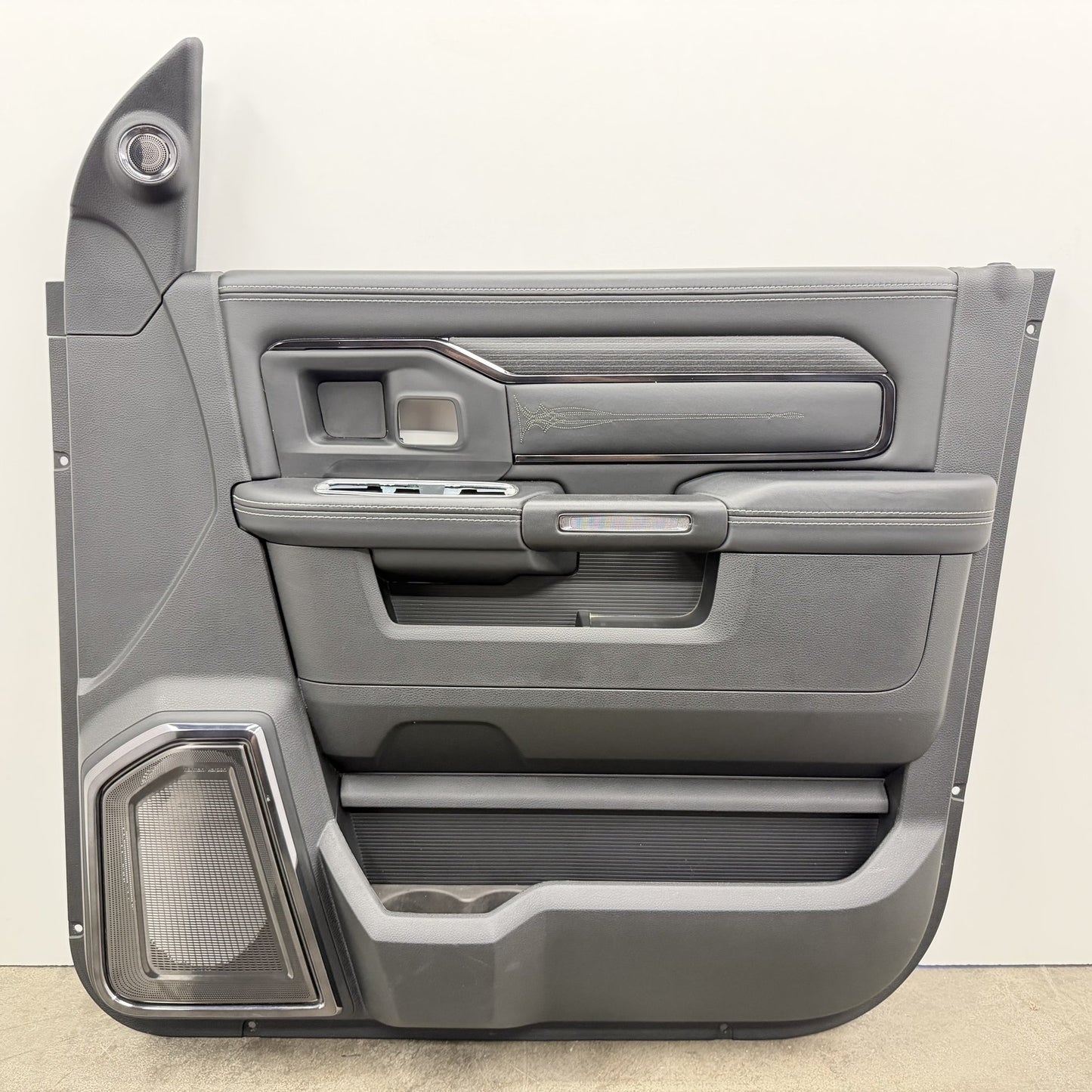 2019-2024 Ram 2500 3500 4500 5500 Limited Interior Door Trim Panel Set Black OEM
