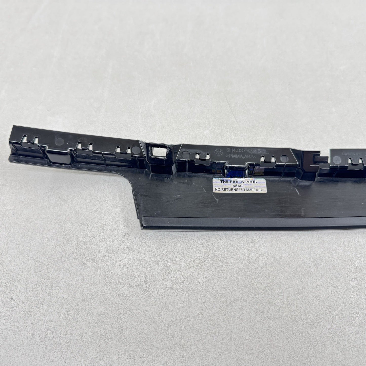 22-25 VOLKSWAGEN GOLF R MK8 PASSENGER RIGHT B PILLAR APPLIQUE TRIM PANEL OEM
