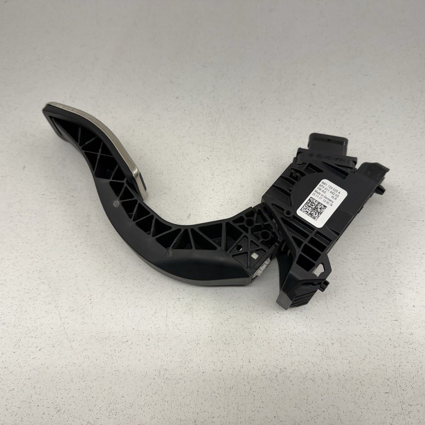18-25 Audi A5 S5 RS5 Gas Pedal Throttle Accelerator Sensor 8W1723523A OEM