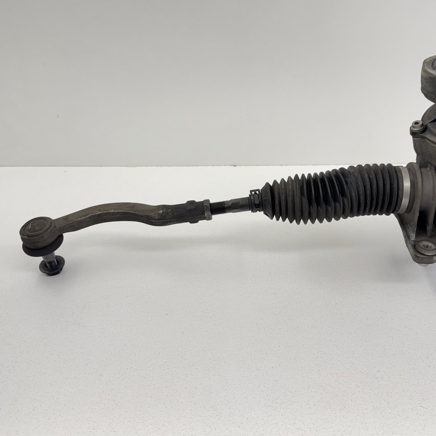 08-09 Audi TT Power Steering Gear Rack And Pinion 8J1 909 143 C OEM