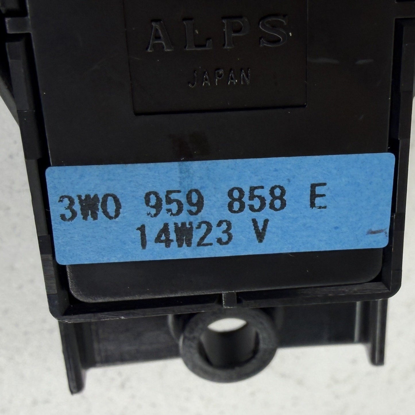 2014-2018 Bentley Flying Spur Passenger Right Front Door Window Switch OEM