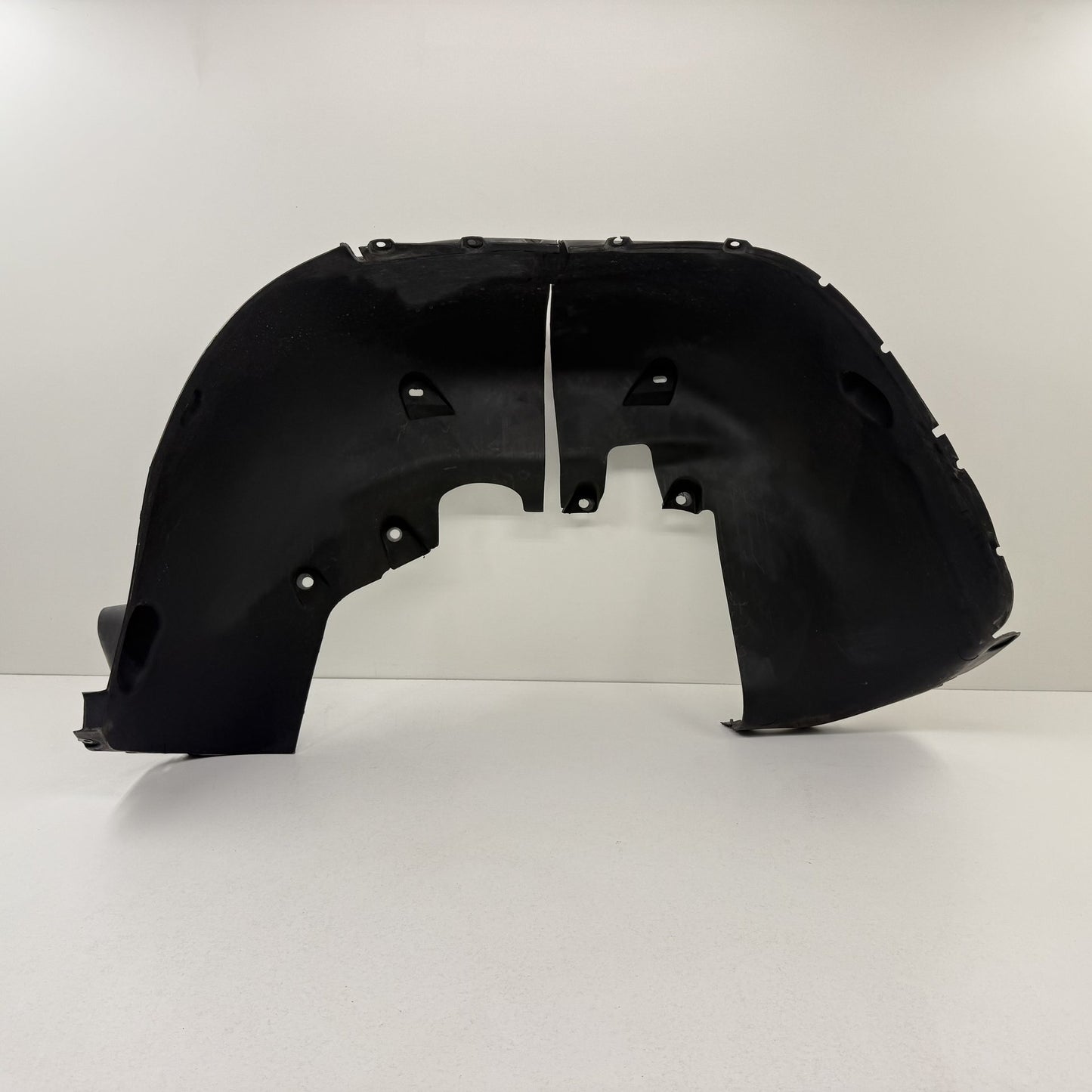 2022-2024 Rivian R1S Driver Left Rear Fender Liner Wheel Arch Splash Guard OEM