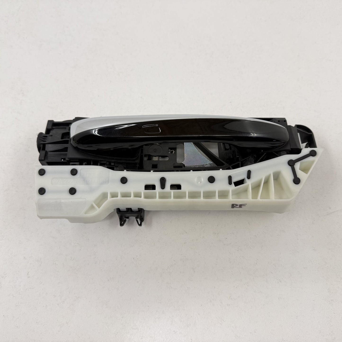 2014-2017 Mercedes S550 W222 Right Front Exterior Door Handle Keyless Go OEM