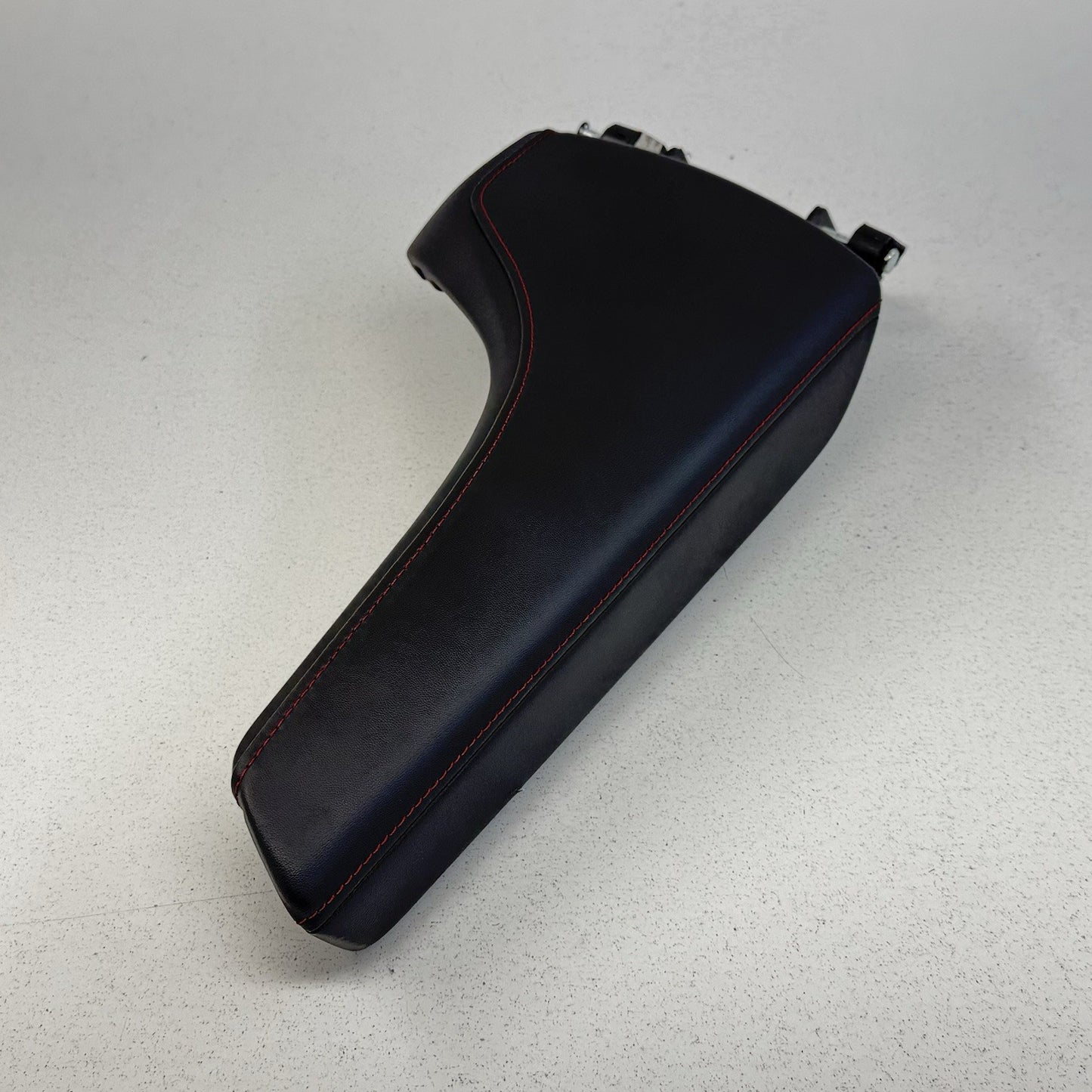 17-24 Chevrolet Camaro ZL1 Center Console Armrest Arm Rest Cover Lid Leather OEM