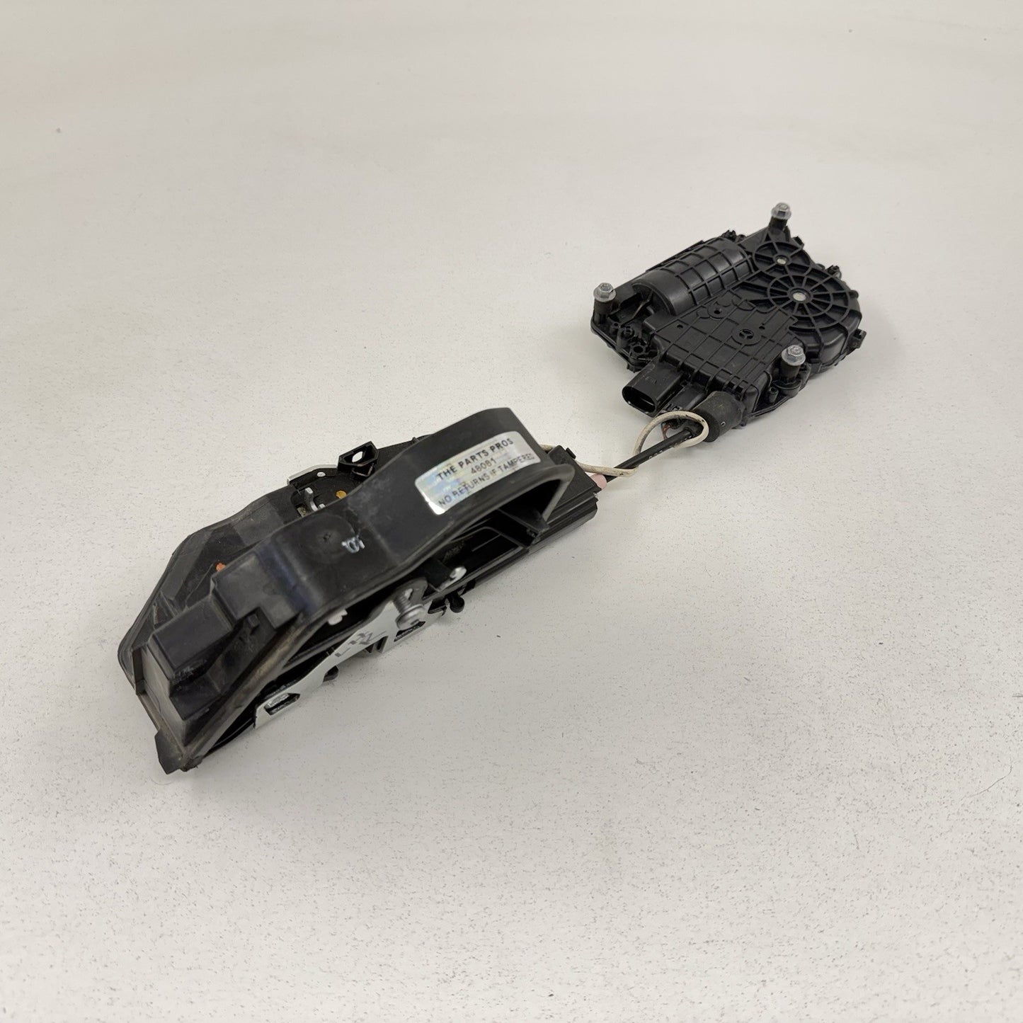 11-16 BMW M5 528 535 550 F10 Left Rear Door Latch Lock Actuator Soft Close OEM