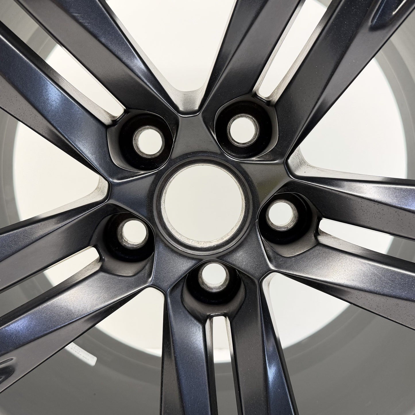 17-24 Chevrolet Camaro ZL1 1LE Rear Wheel Rim With Tire 19" 19x12 Factory OEM