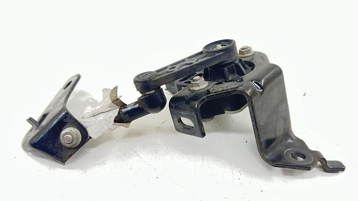 18-23 FORD MUSTANG GT BULLITT RIGHT REAR HEADLIGHT HEIGHT LEVEL SENSOR OEM