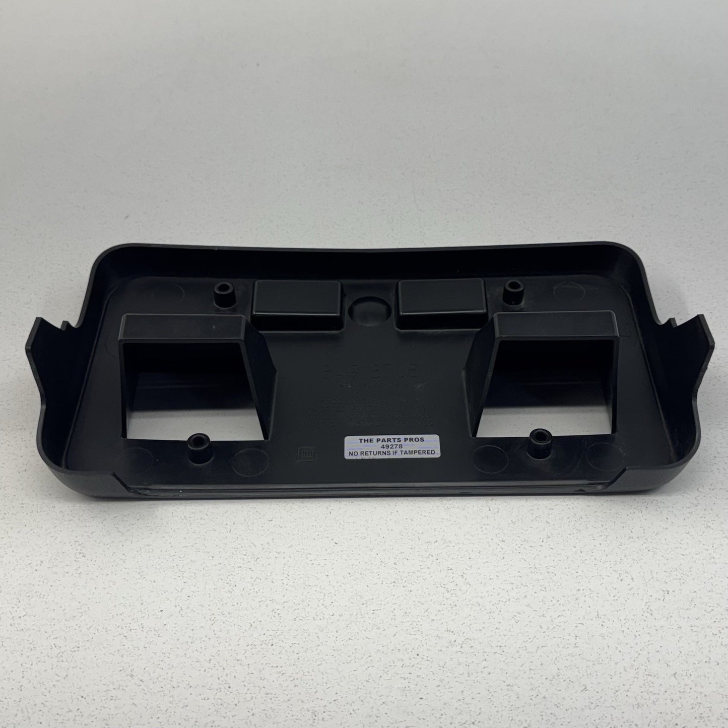 24-25 Silverado 2500 3500 Front Bumper License Plate Bracket Mount 84913705 OEM