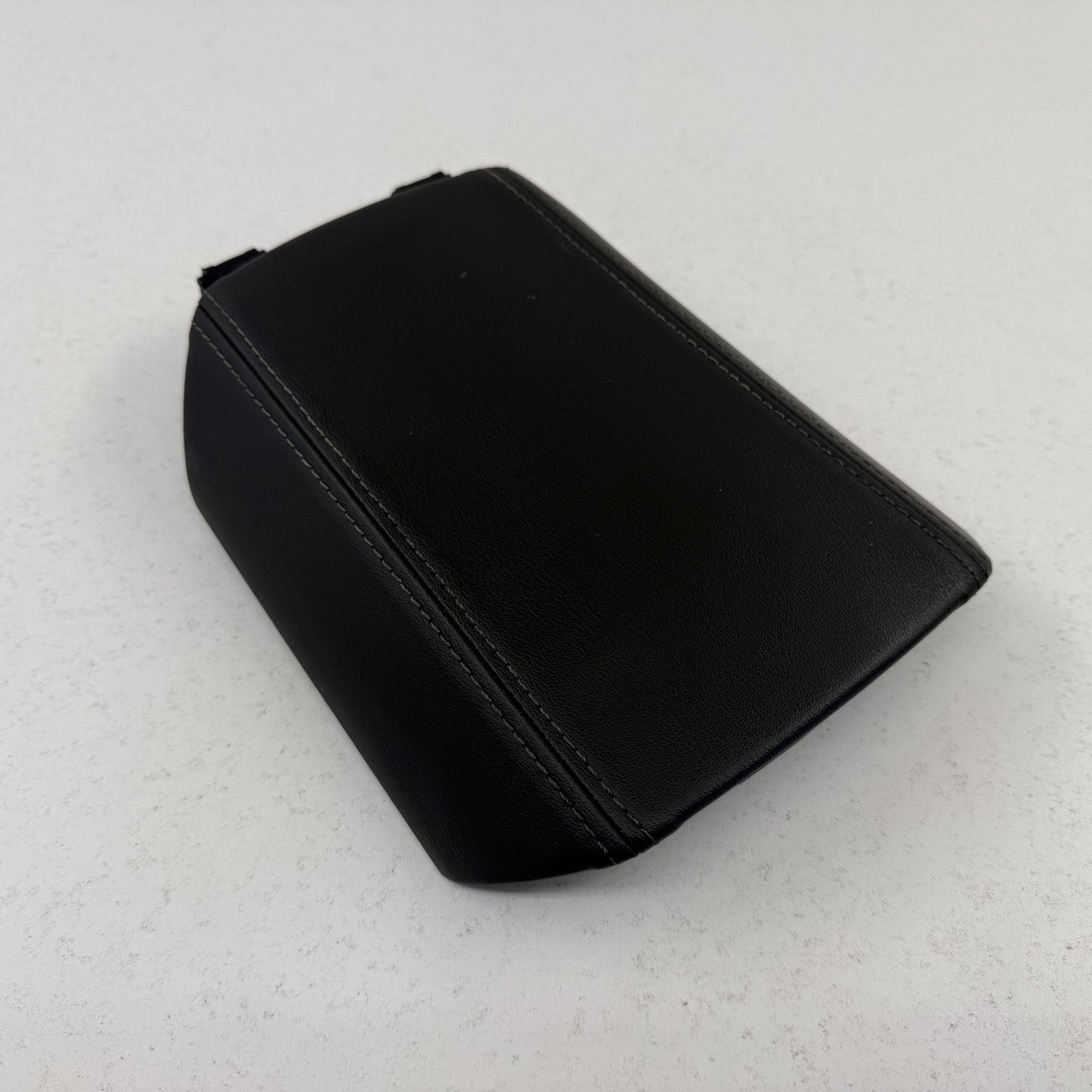 2010-2015 Chevrolet Camaro Center Console Armrest Arm Rest Cover Lid Leather OEM