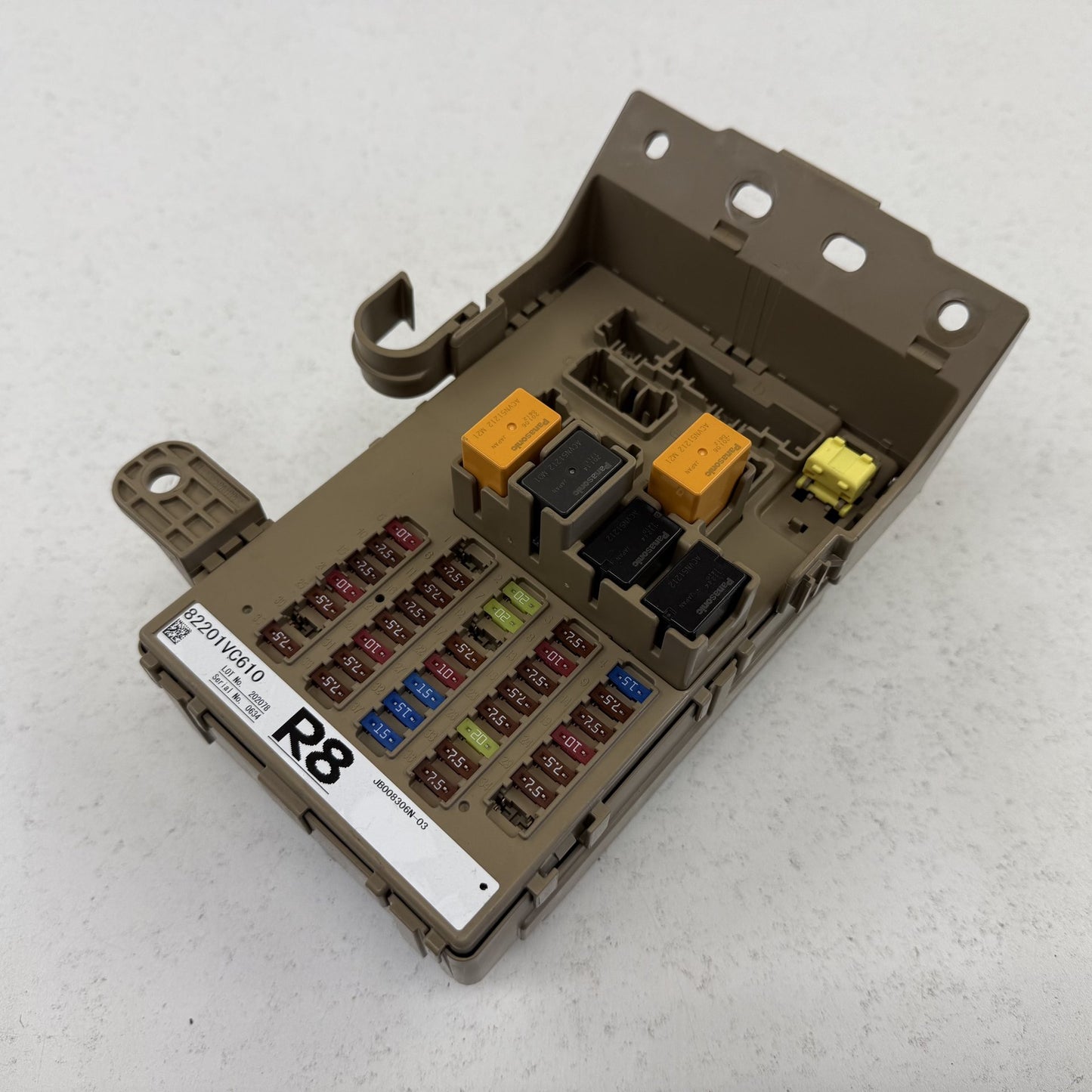 2022-2023 Subaru WRX Interior Cabin Fuse Relay Junction Box 82201VC610 OEM