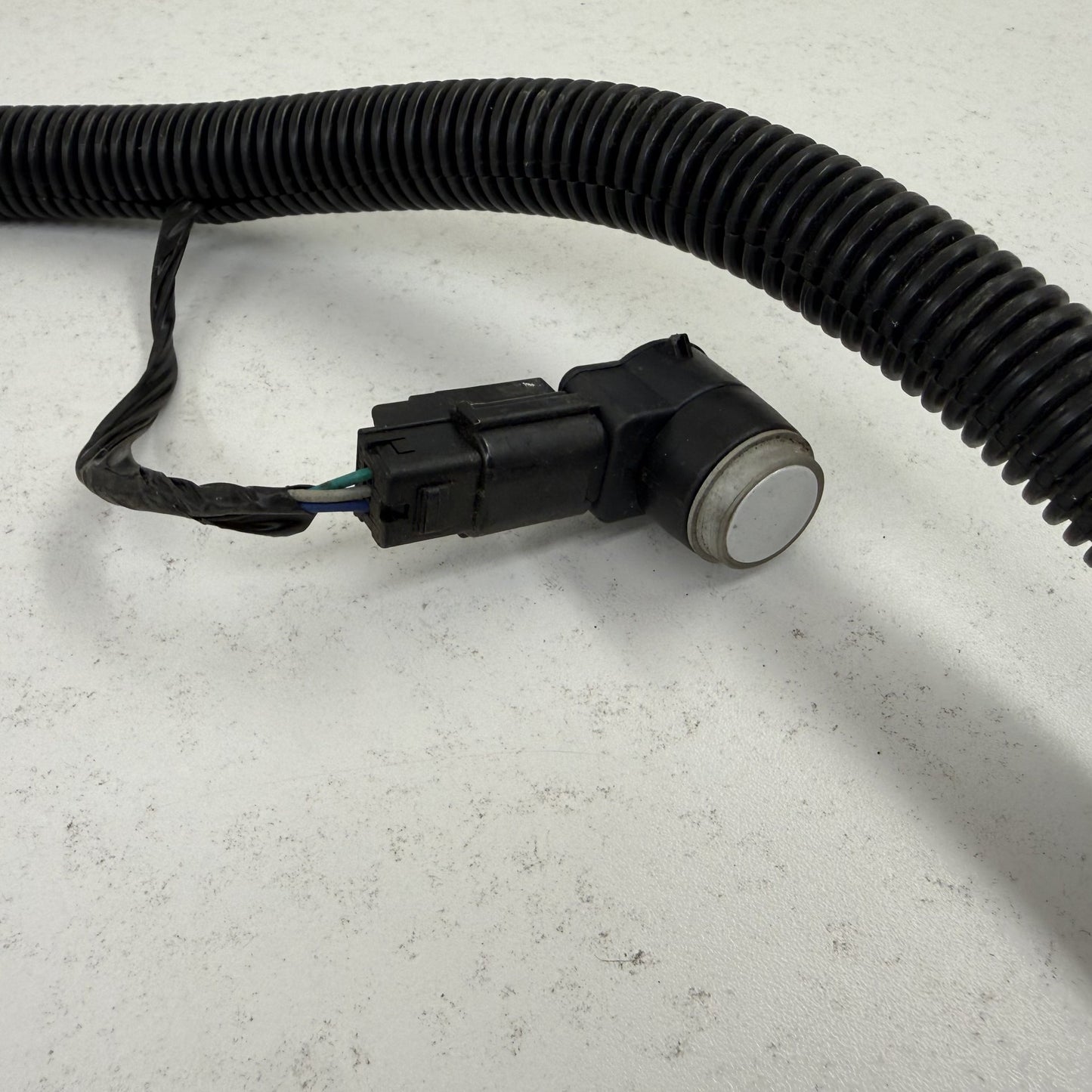 2014-2015 Chevrolet Camaro Rear Bumper Wiring Harness W/ Parking Sensors OEM