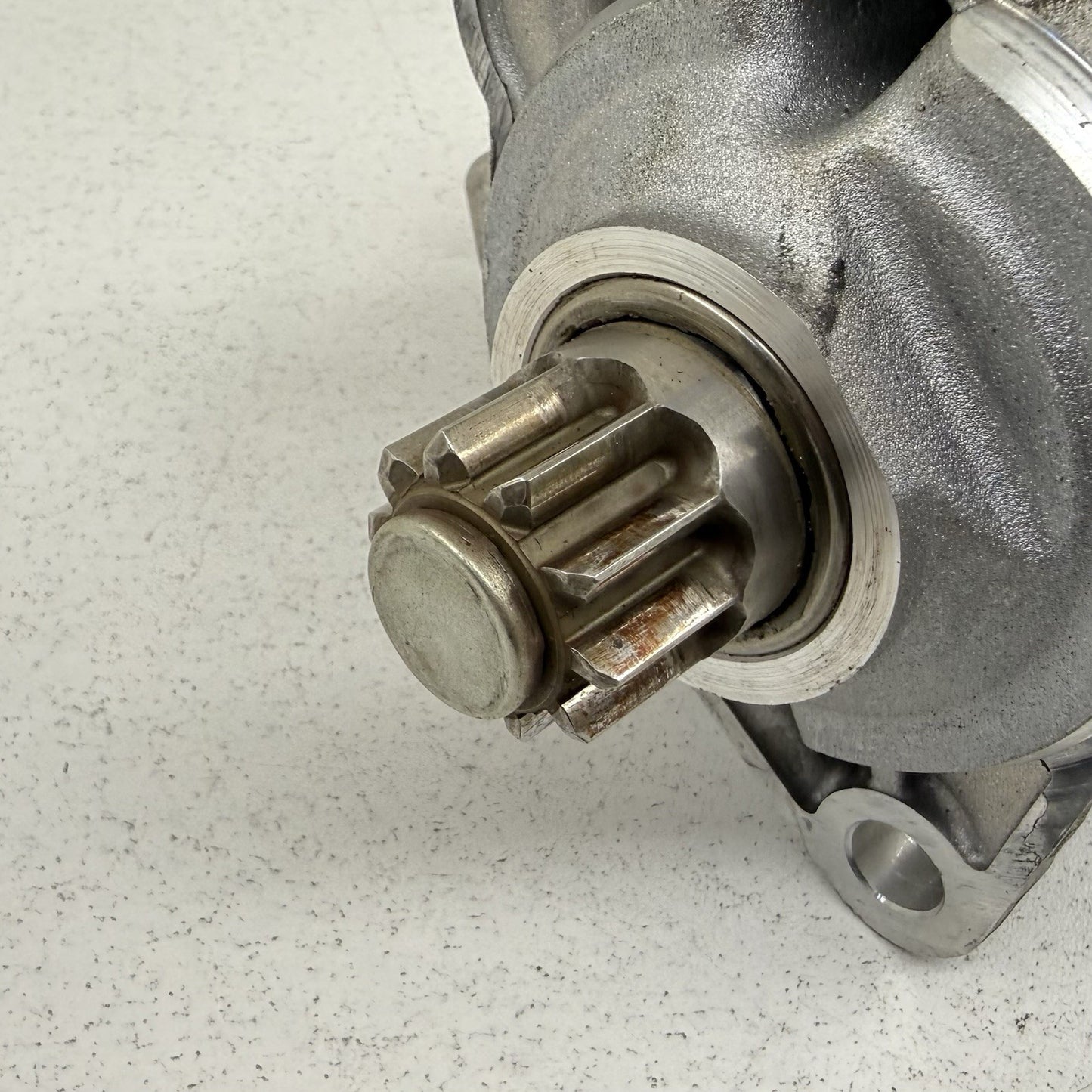 08-10 Audi TT 2.0L Bosch Motor Engine Crank Starter 02E911023J OEM