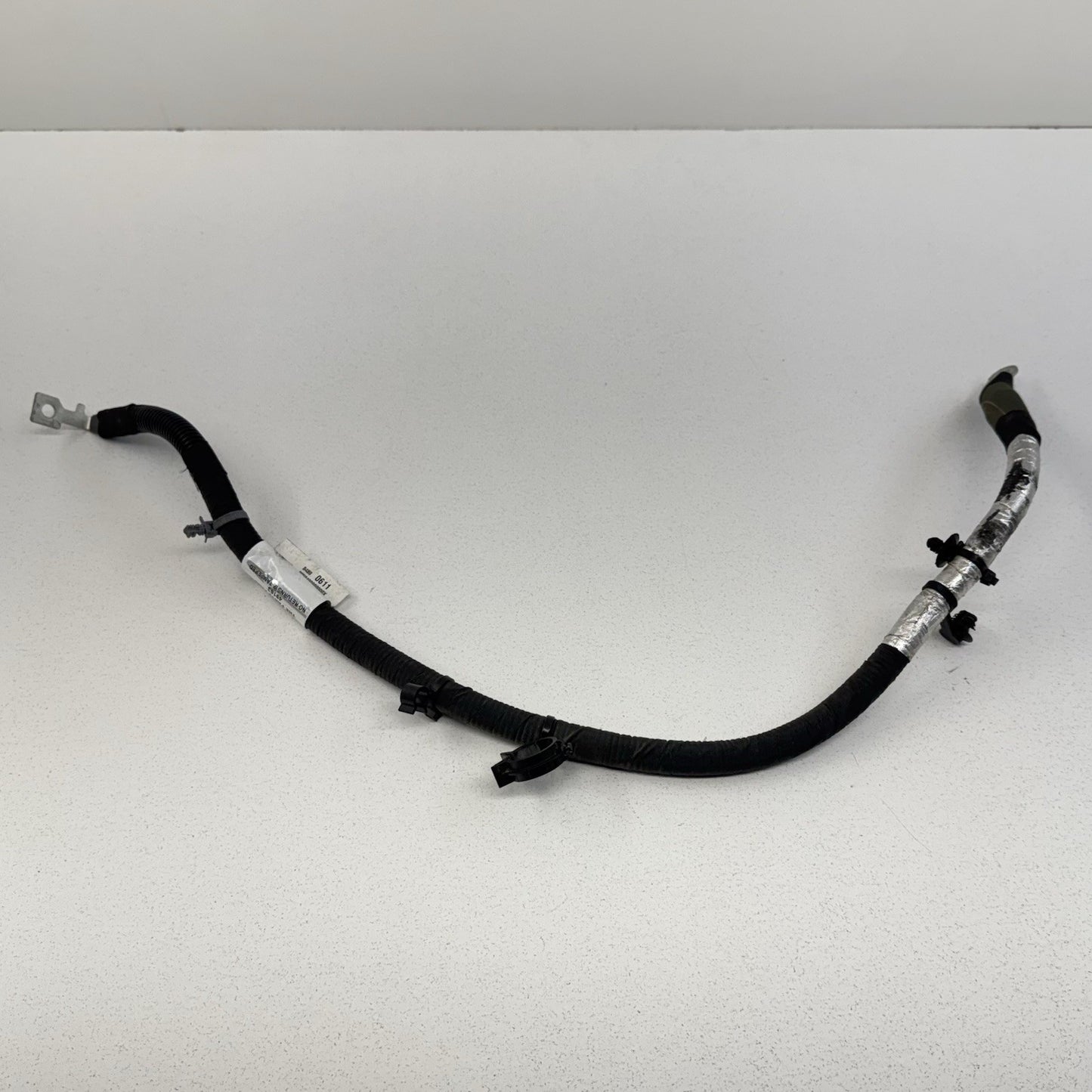 24-25 Silverado Sierra 2500 3500 6.6L Positive Battery Cable Wire 84890611 OEM