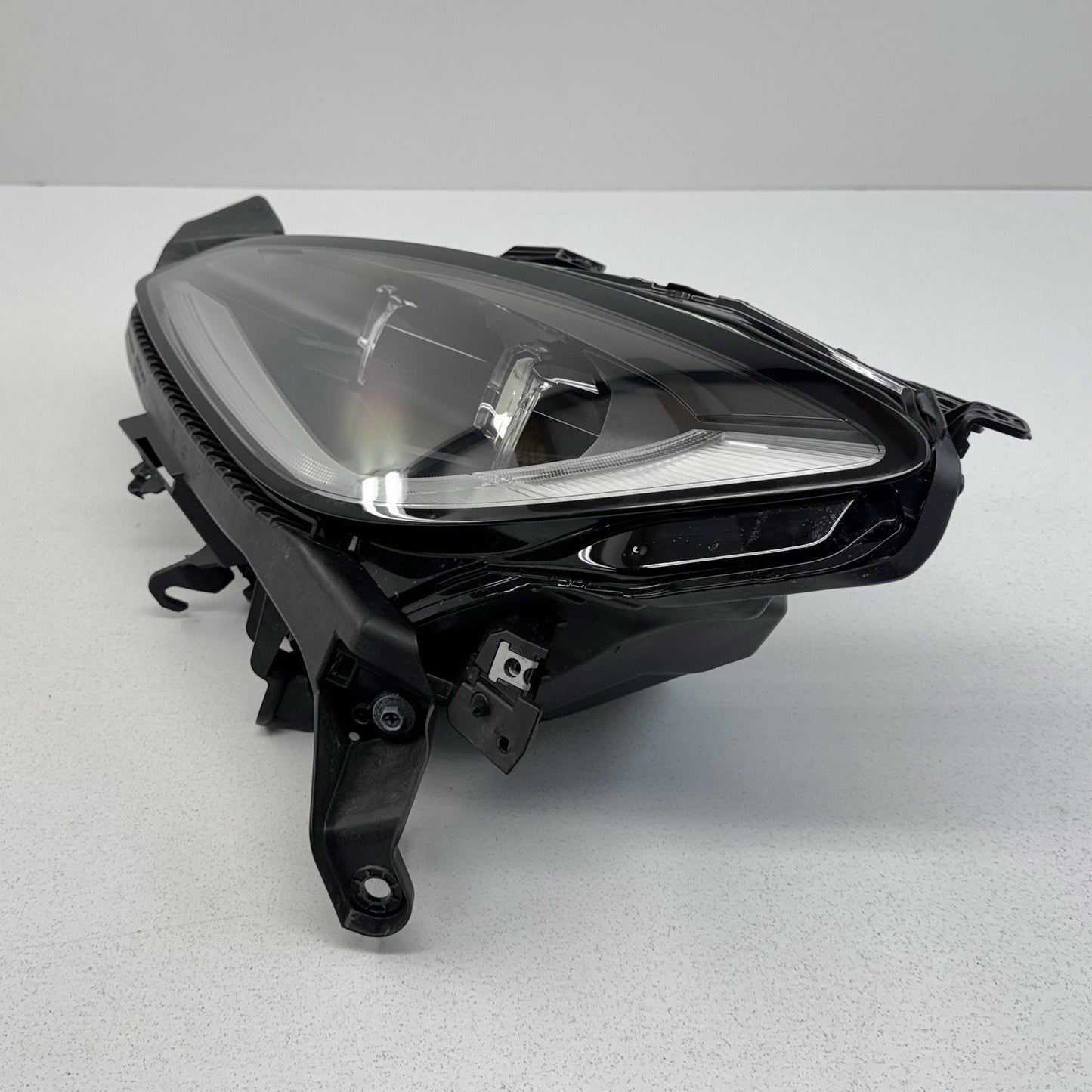 22-26 Toyota GR86 Base Left Front W/O Adaptive Headlight Head Light Lamp OEM