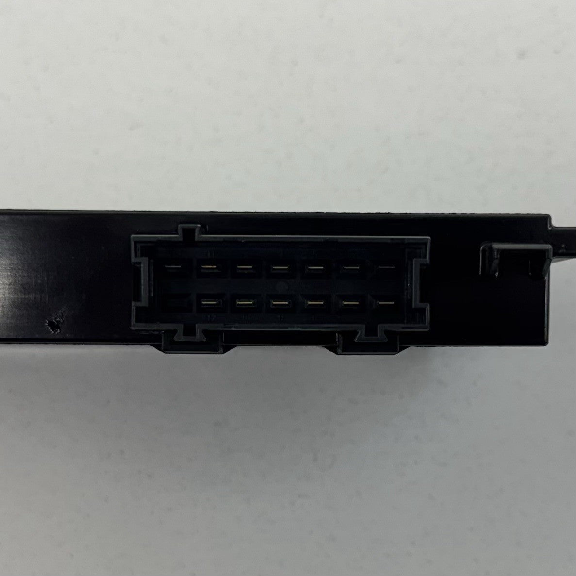 14-24 Maserati Ghibli Driver Left Front Seat Control Module 670035026 OEM