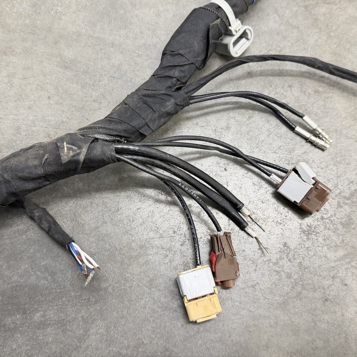 24-25 Chevrolet Silverado 2500 HD Chassis Main Body Wiring Harness 85083582 OEM
