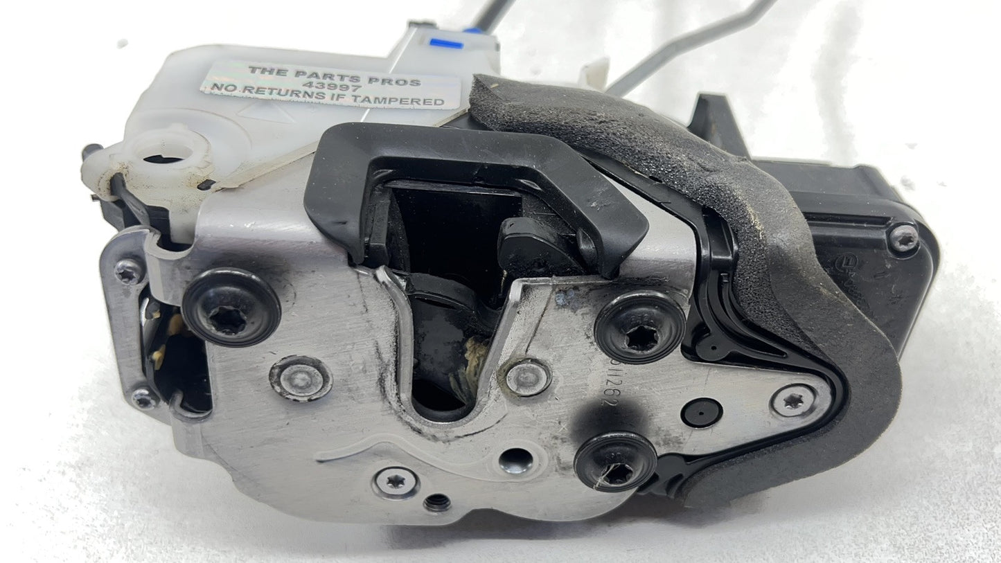 14-17 CHEVY SS SEDAN PASSENGER RIGHT FRONT DOOR LATCH LOCK ACTUATOR 13579523 OEM