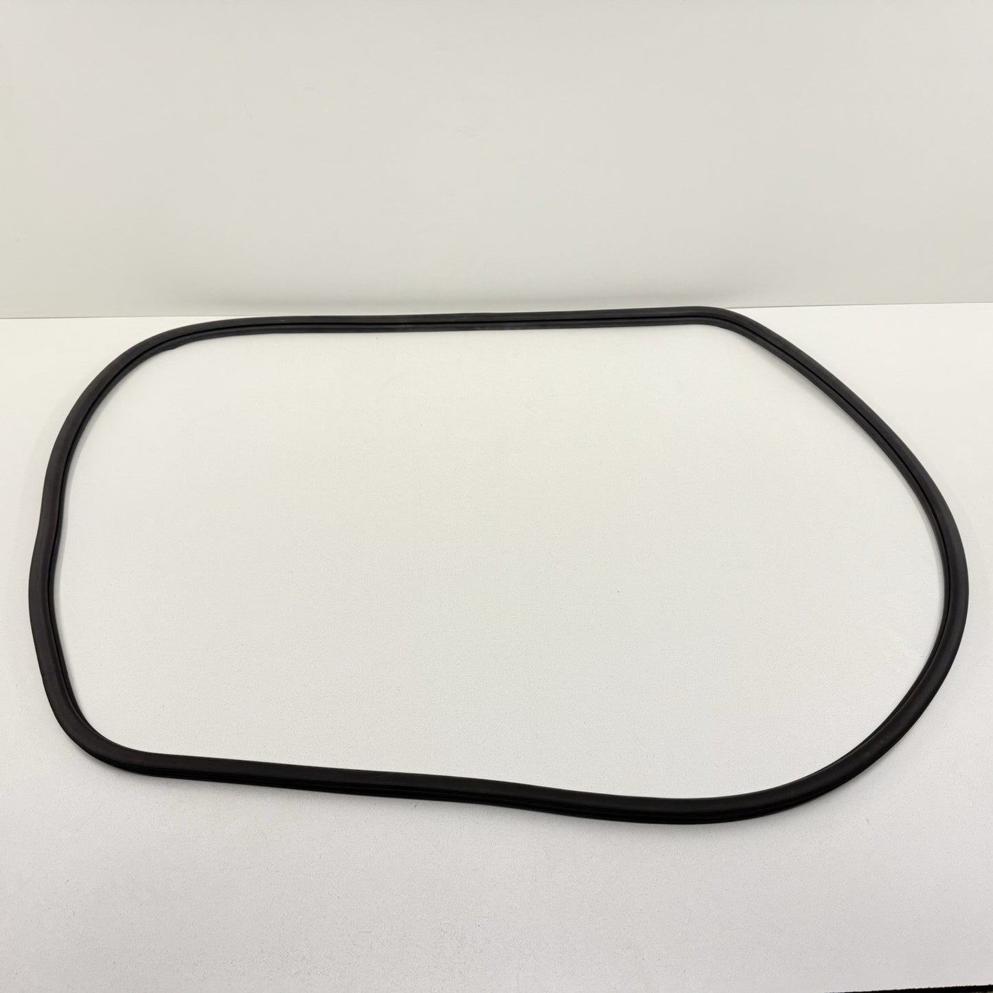 20-25 Silverado Sierra 2500 3500 Left Front Door Weatherstrip Seal Rubber OEM