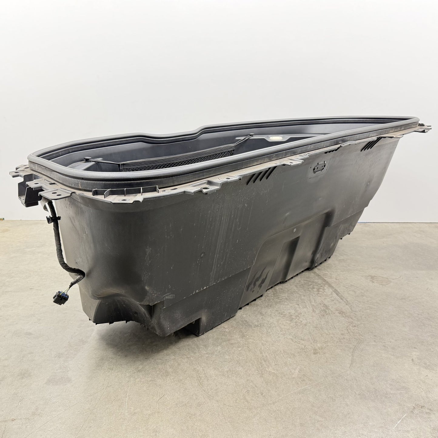 2022-2024 Rivian R1S R1T Front Trunk Frunk Storage Compartment PT00013136-K OEM