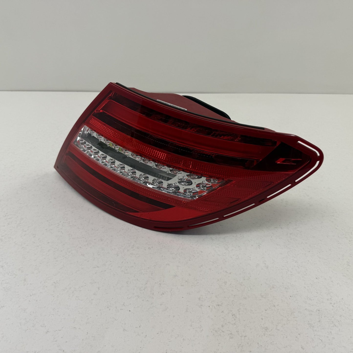 2012-2014 Mercedes C250 W204 Passenger Right Rear Taillight Tail Light Lamp OEM