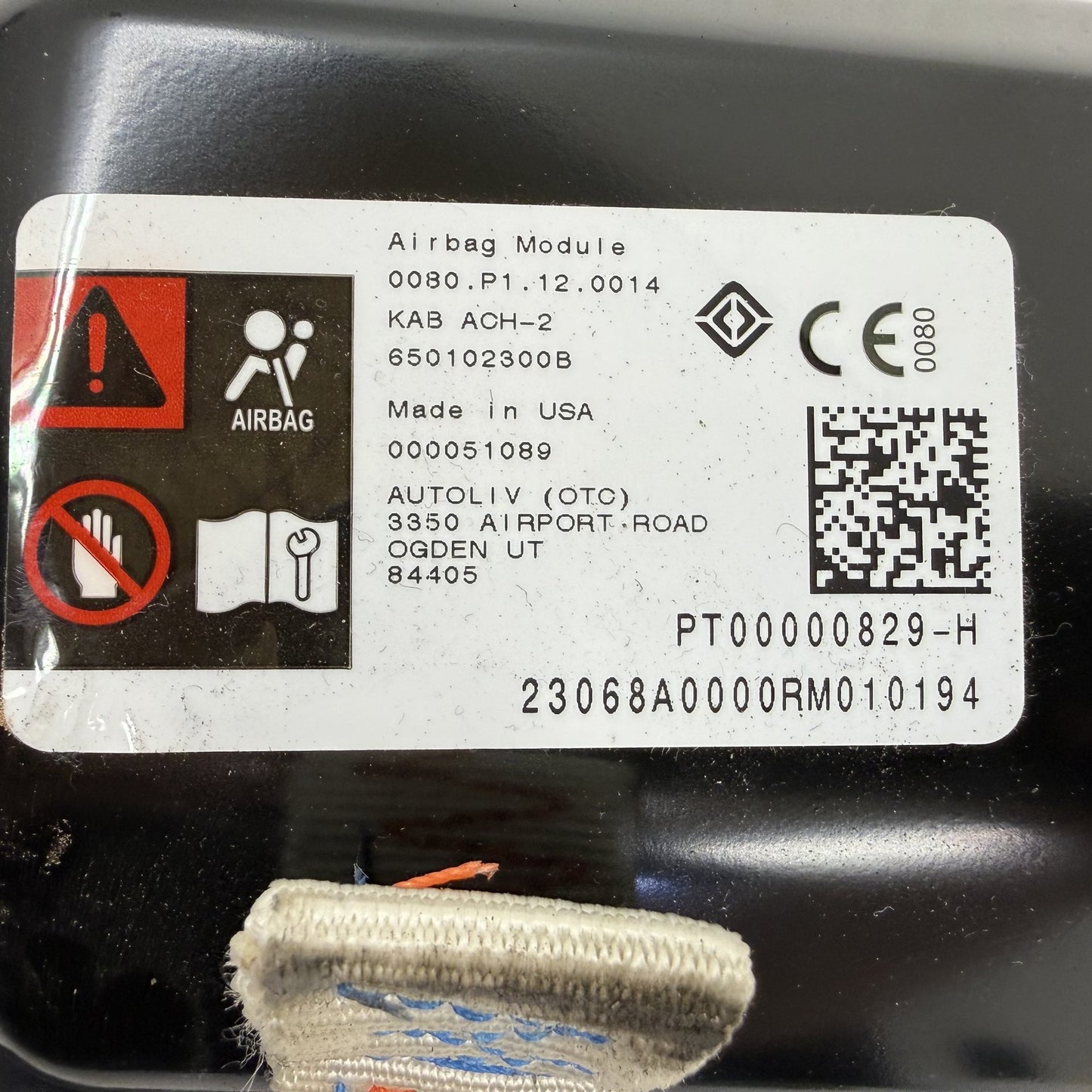 2022-2024 Rivian R1S R1T Passenger Right Front Knee Airbag PT00000829-H OEM