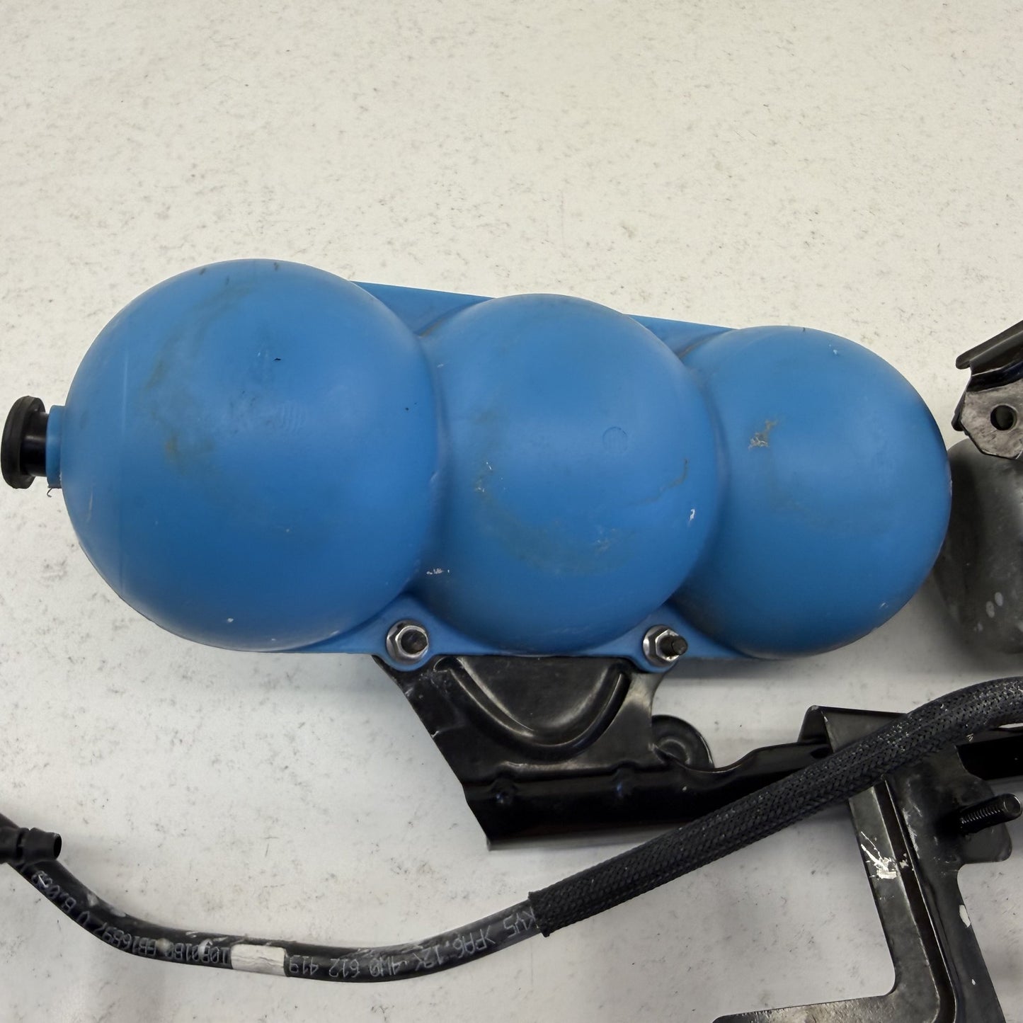 2014-2018 Bentley Flying Spur Electric Brake Booster Vacuum Pump 8E0927317J OEM
