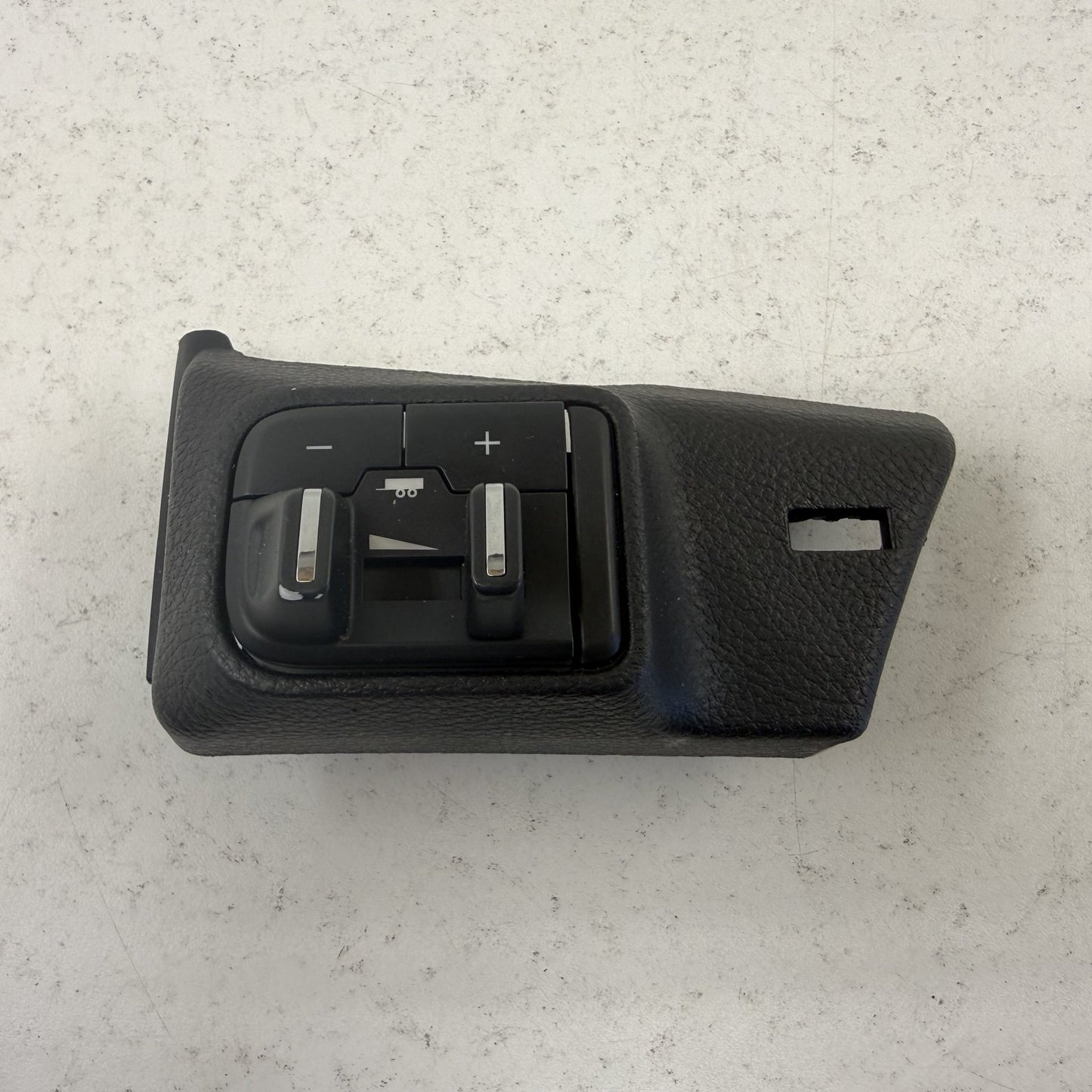 2020-2026 Dodge Durango Trailer Towing Tow Brake Control Module W/ Switch OEM