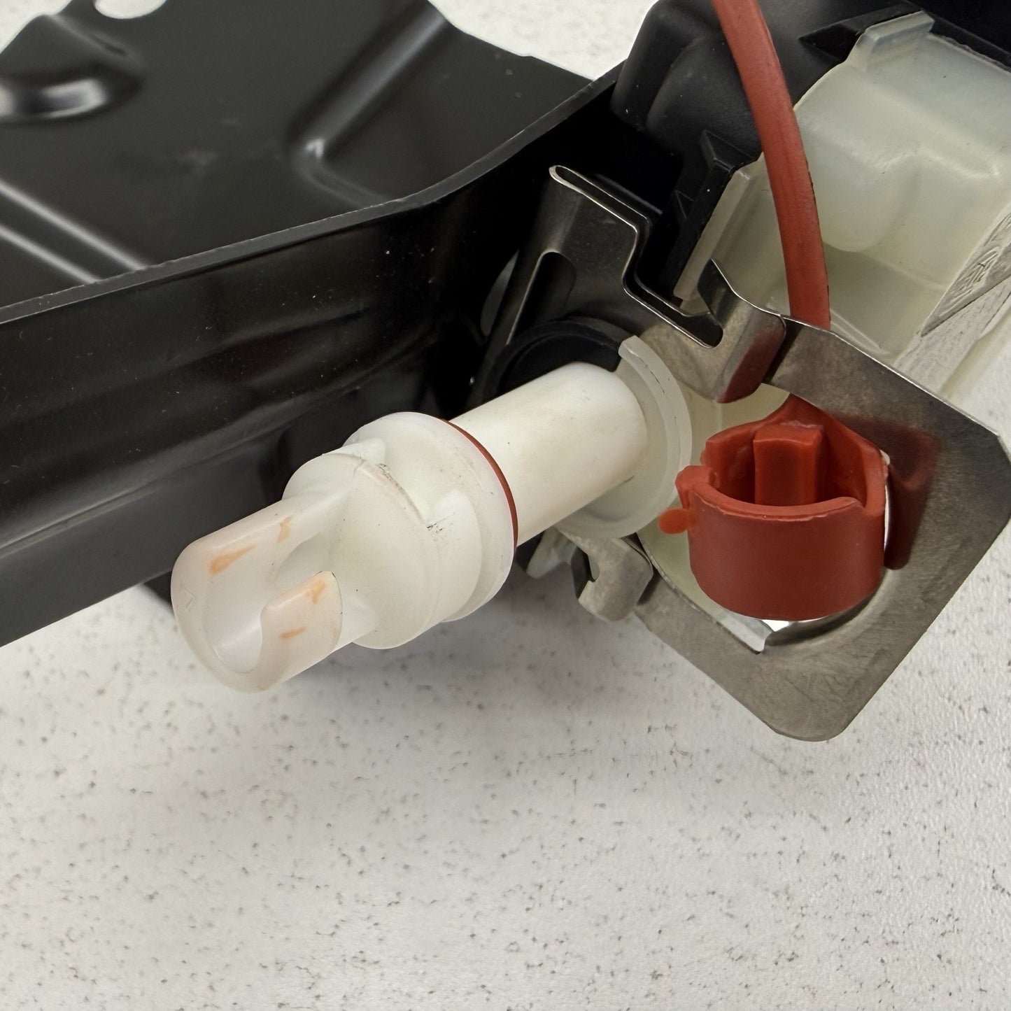 08-15 Audi TT Gas Fuel Filler Door Lock Actuator 1C0810773 OEM