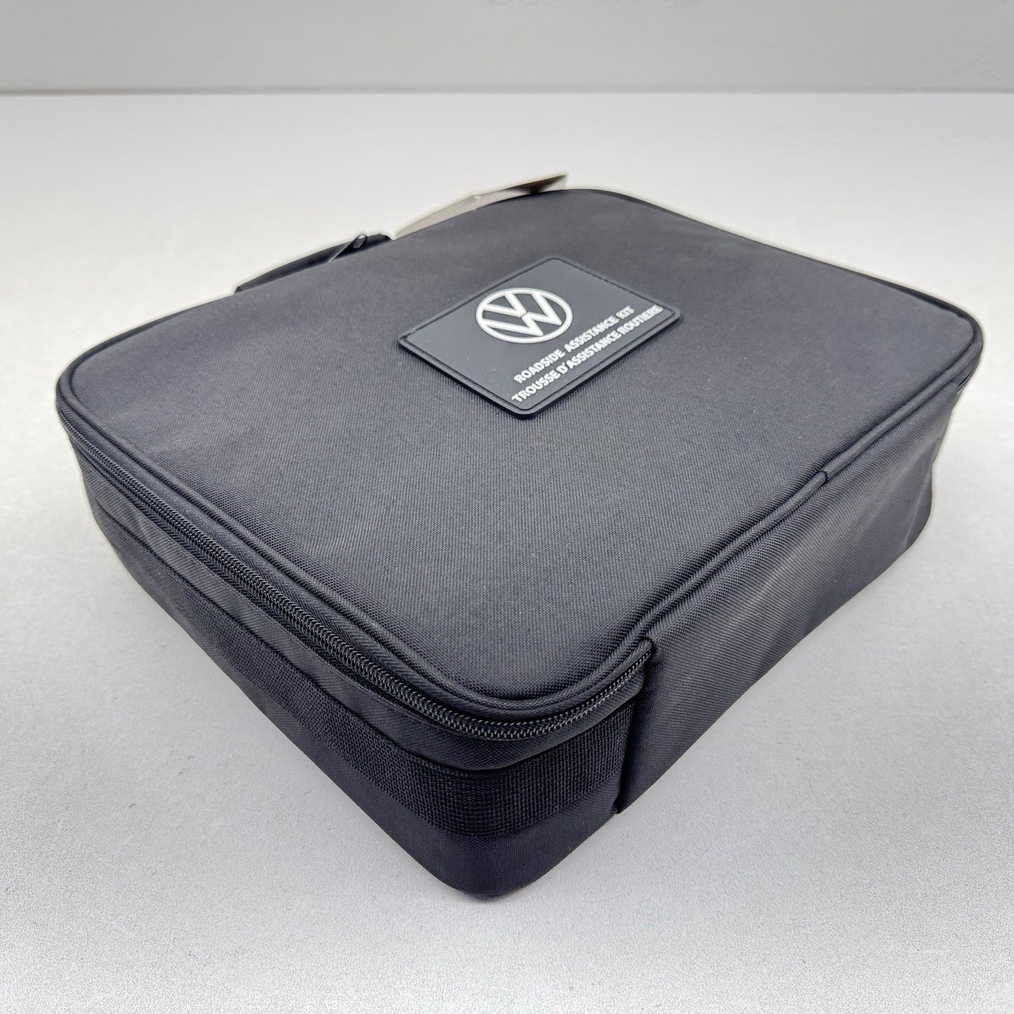 22-25 VOLKSWAGEN GOLF R MK8 EMERGENCY ROADSIDE ASSISTANCE KIT 000093059AH OEM