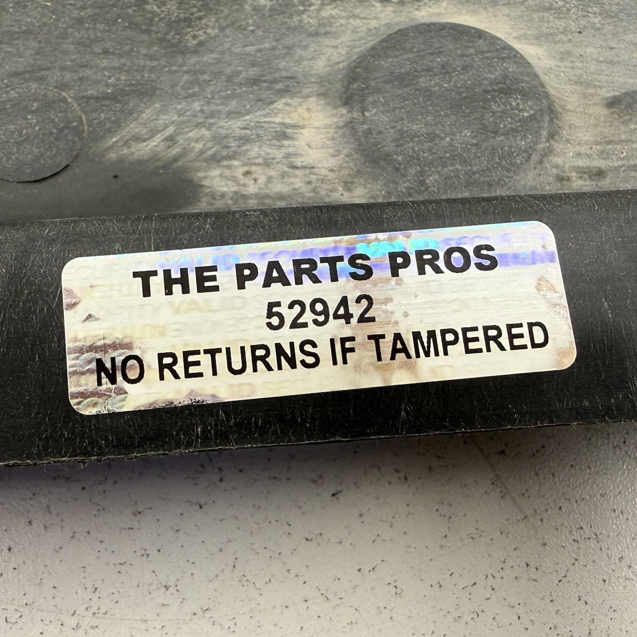12-18 Mercedes W218 CLS550 Front Under Engine Splash Shield Guard 2125241530 OEM