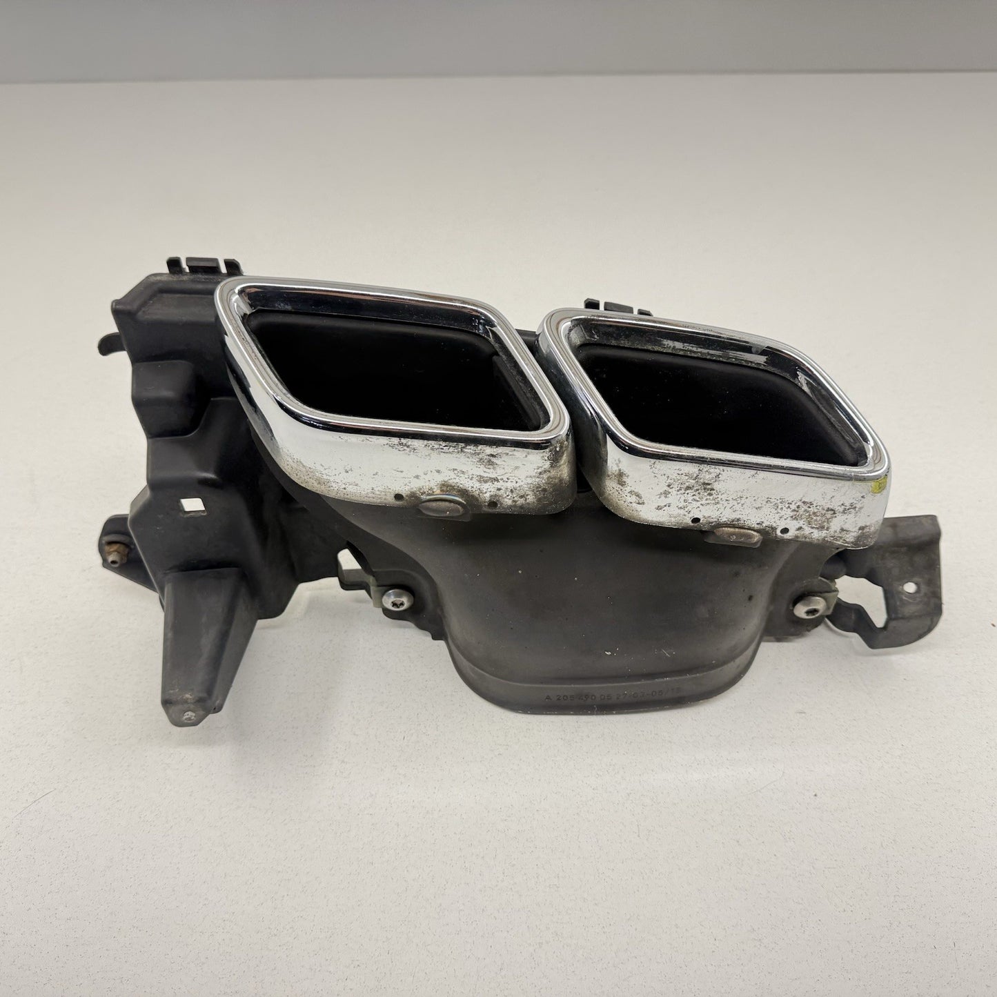 15-21 Mercedes C63 AMG W205 Rear Exhaust Muffler Tip Left Right Pair Chrome OEM